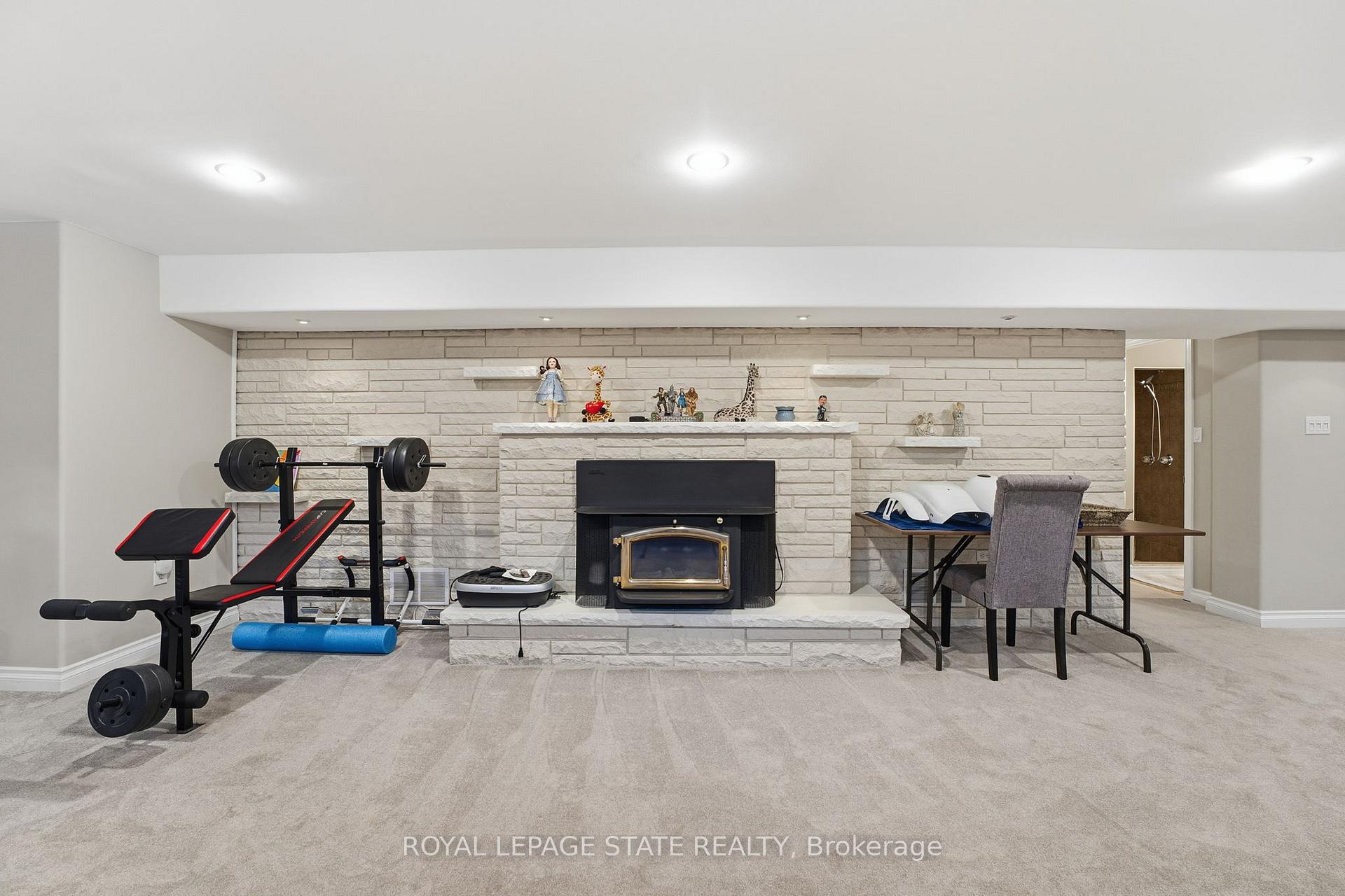 Photo 28 of 473 Mohawk Road W, Hamilton, Mountview — HOMEH