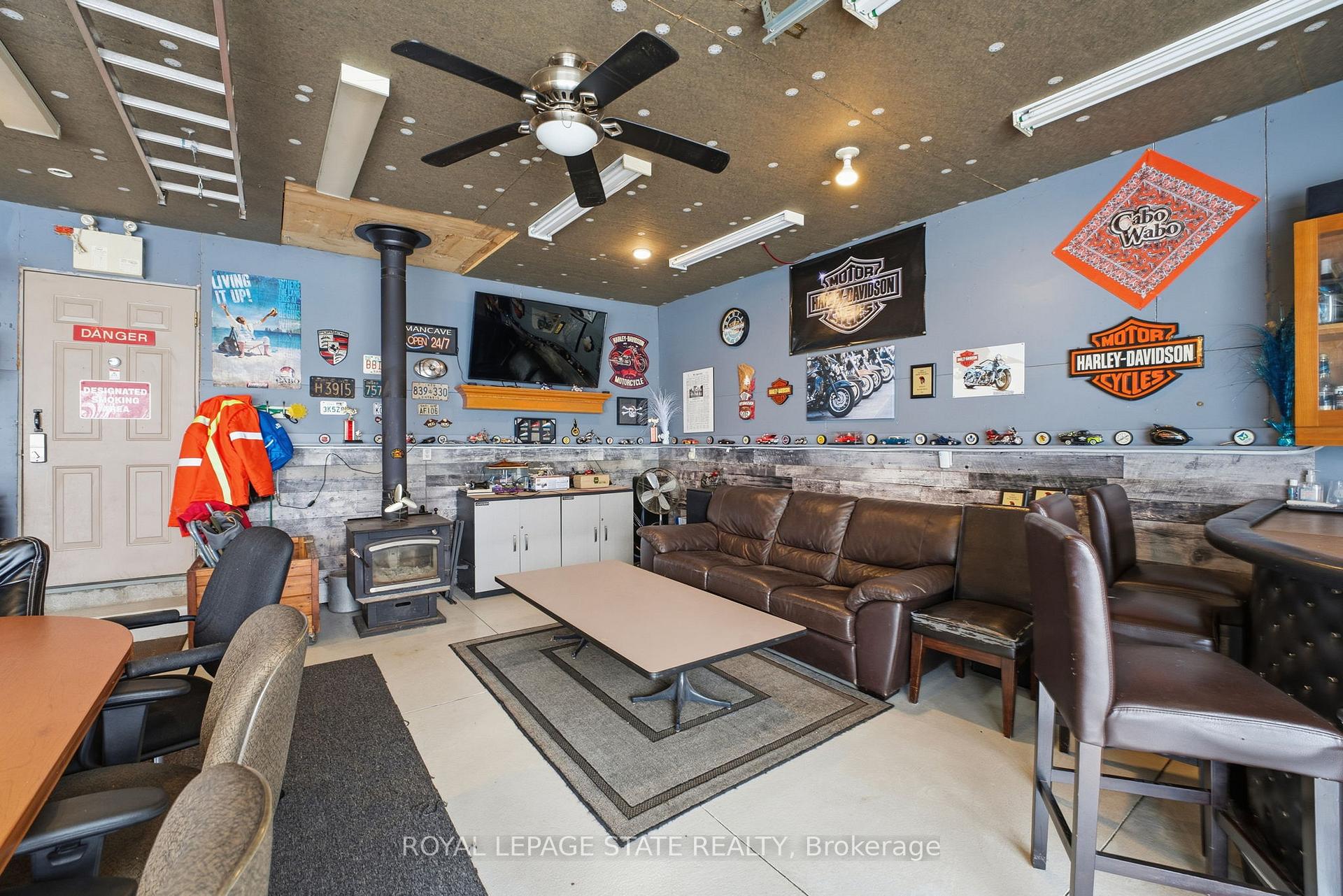 Photo 32 of 473 Mohawk Road W, Hamilton, Mountview — HOMEH