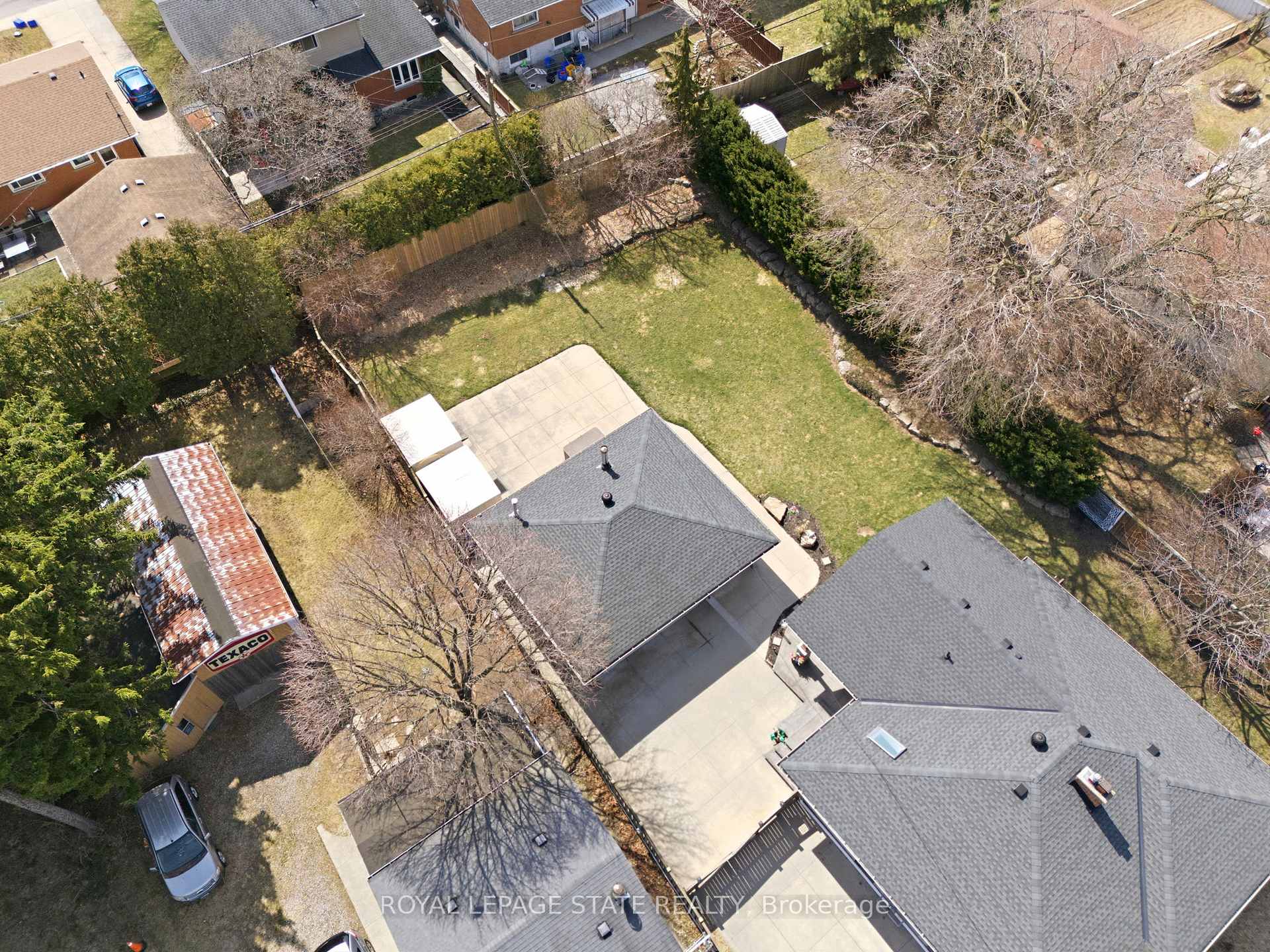 Photo 35 of 473 Mohawk Road W, Hamilton, Mountview — HOMEH