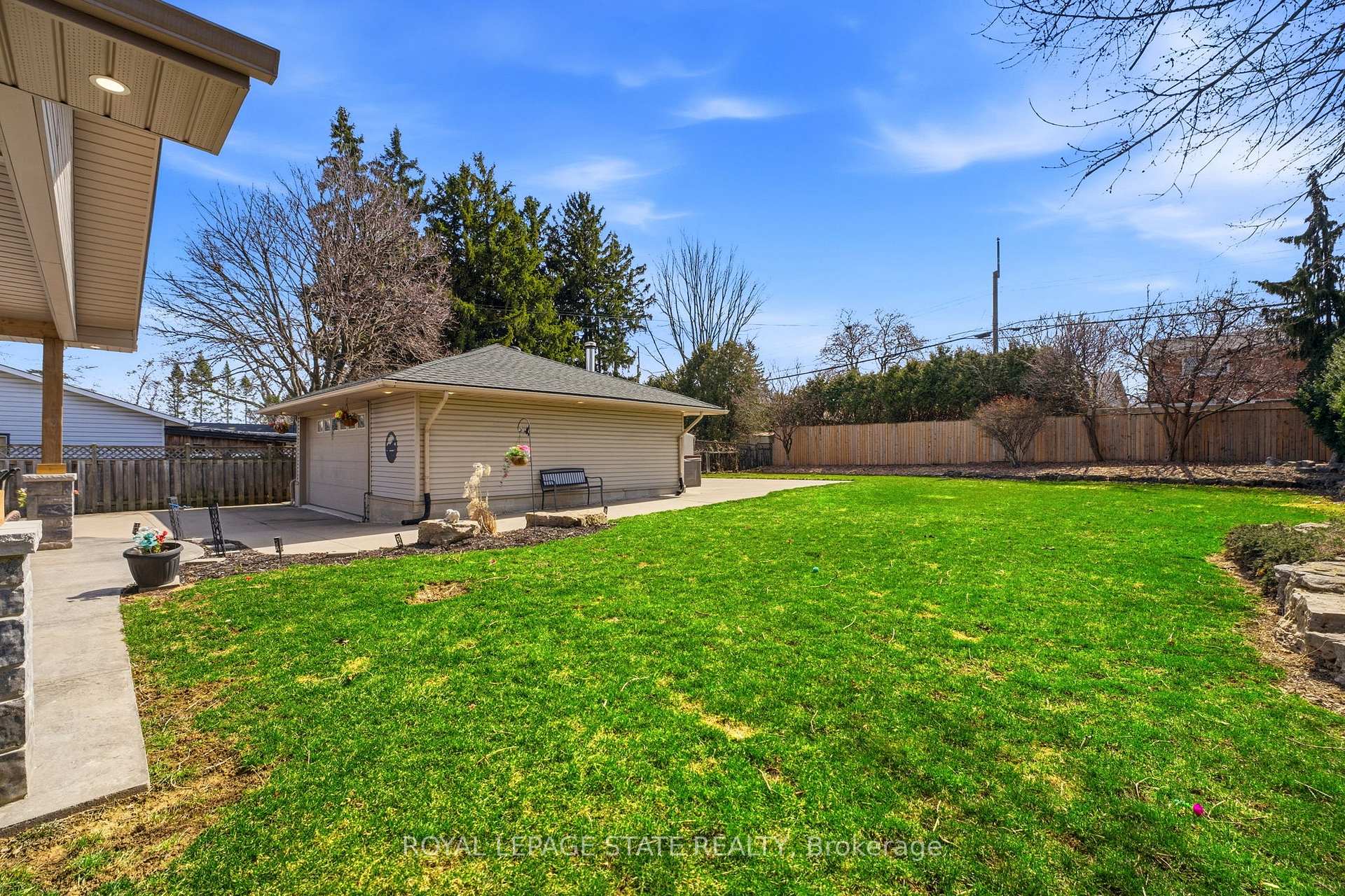 Photo 47 of 473 Mohawk Road W, Hamilton, Mountview — HOMEH