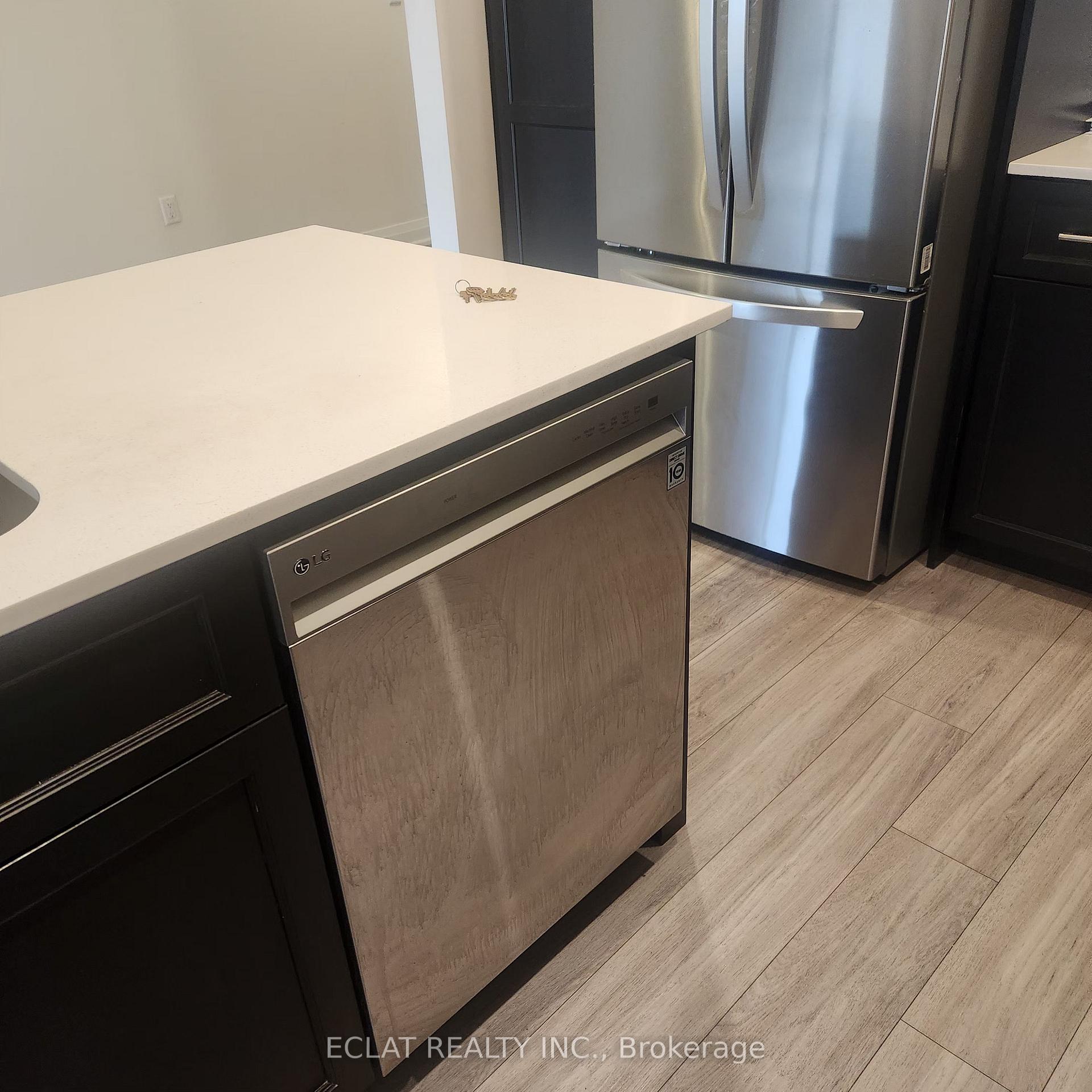 Photo 7 of 3283 Homestead Drive, Hamilton, Mount Hope — HOMEH