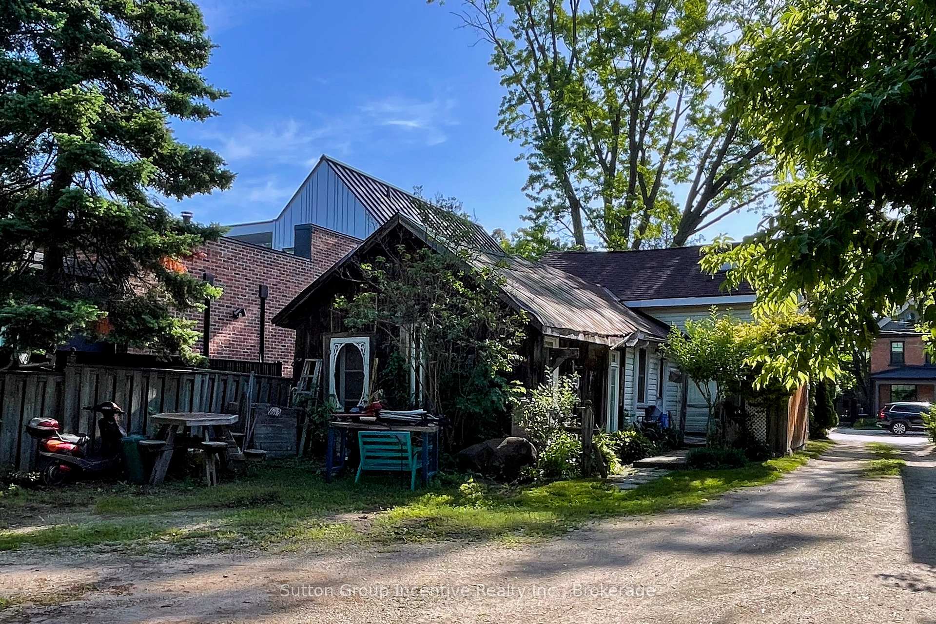 Photo 7 of 310 Maple Street, Collingwood — HOMEH