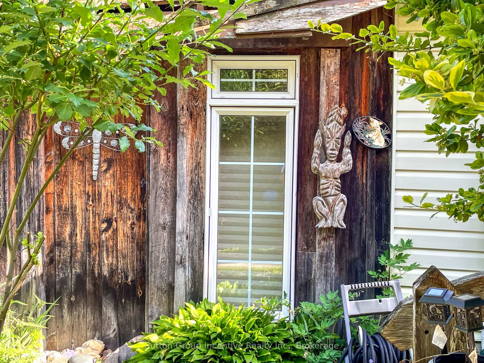 Photo 9 of 310 Maple Street, Collingwood — HOMEH