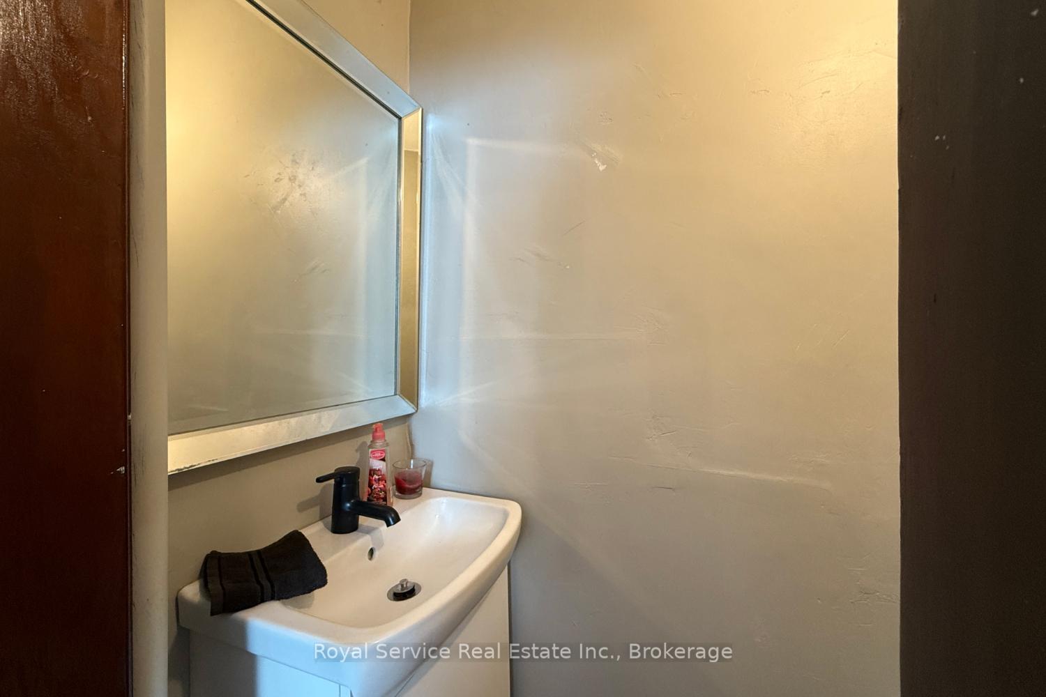 Photo 17 of 909 7A Highway, Cavan Monaghan, Cavan Twp — HOMEH