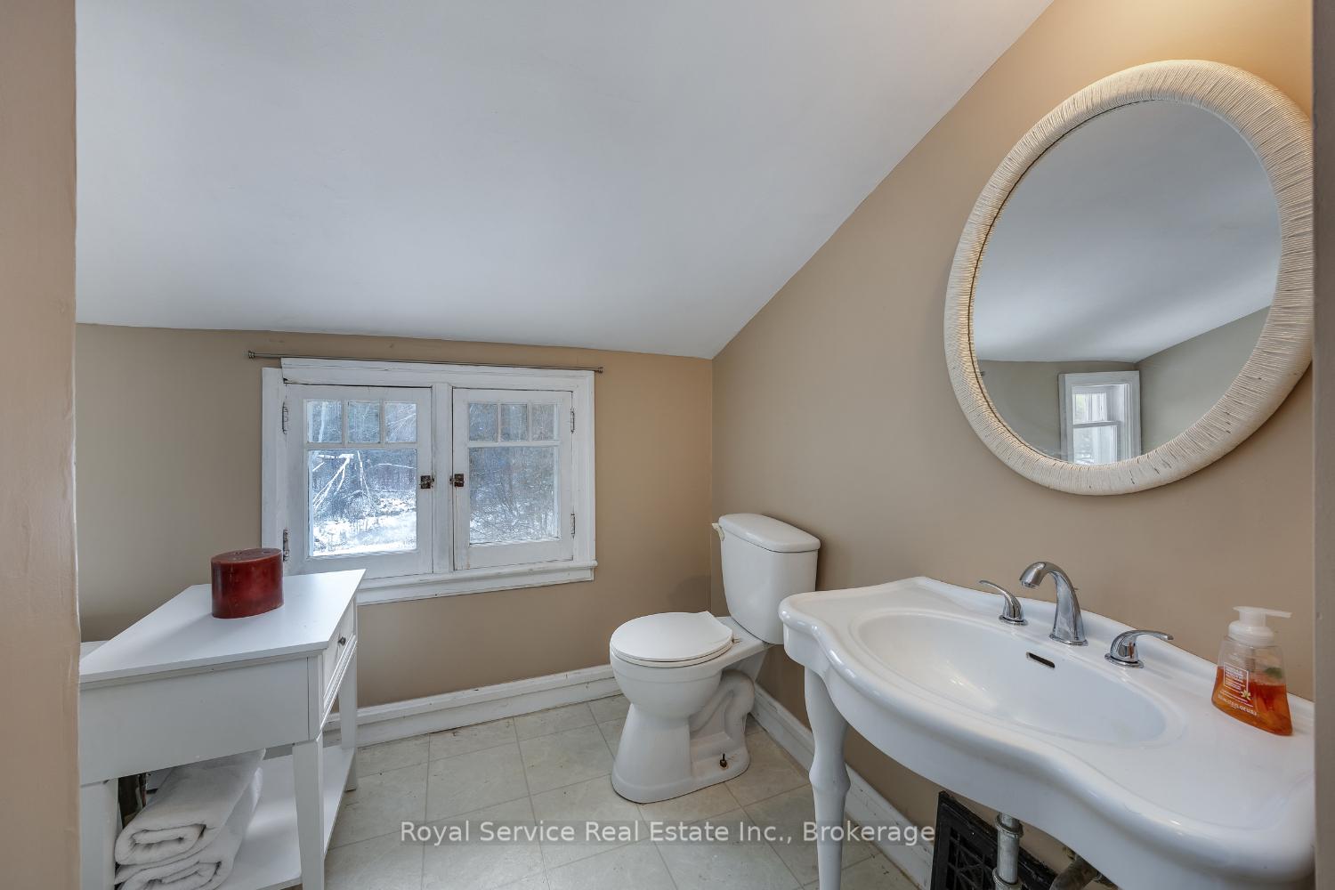 Photo 32 of 909 7A Highway, Cavan Monaghan, Cavan Twp — HOMEH