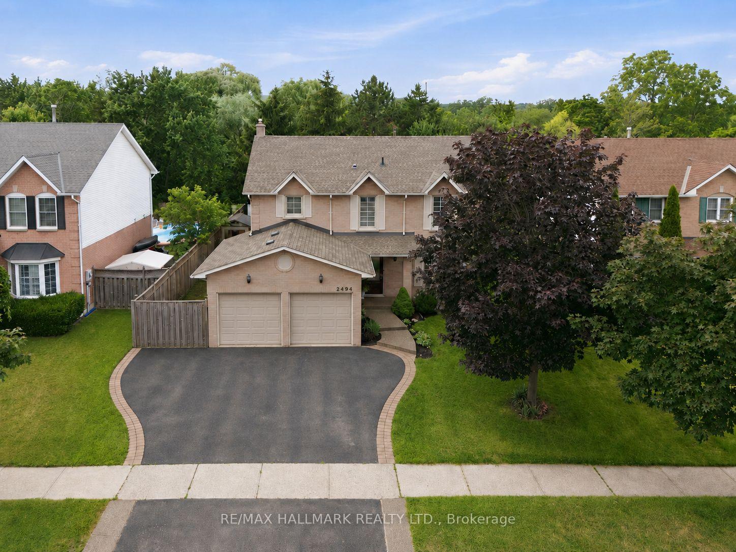 Photo 2 of 2494 Headon Forest Drive, Burlington, Headon — HOMEH