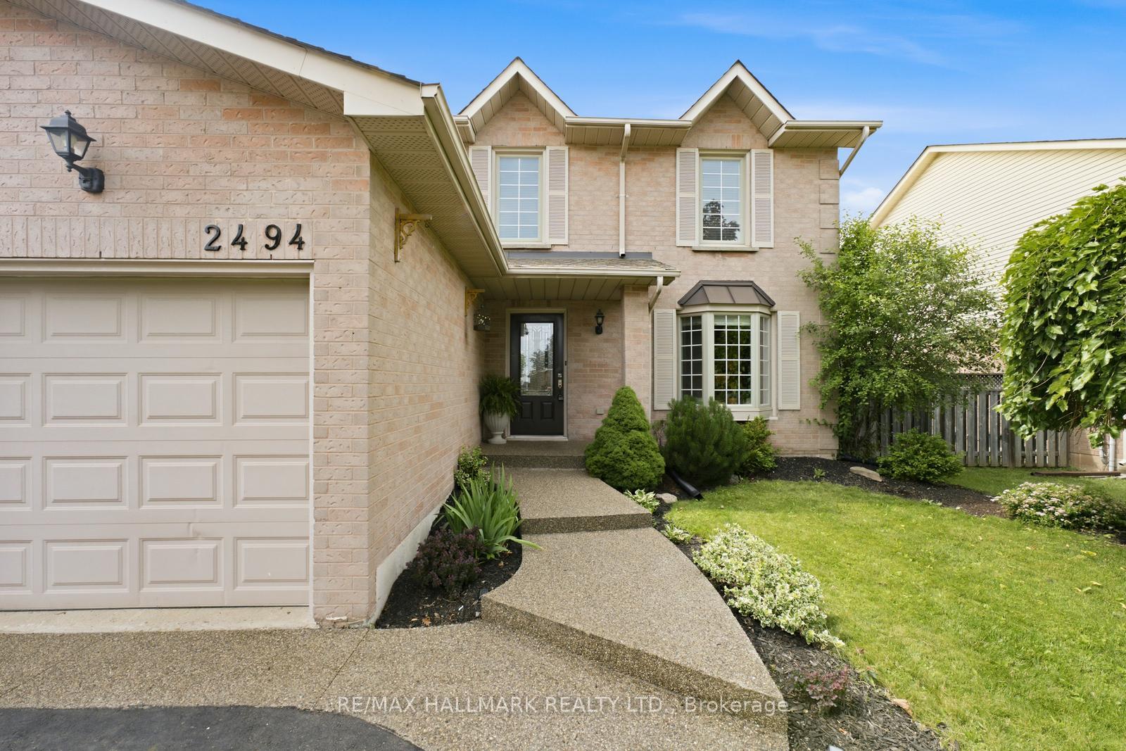 Photo 7 of 2494 Headon Forest Drive, Burlington, Headon — HOMEH