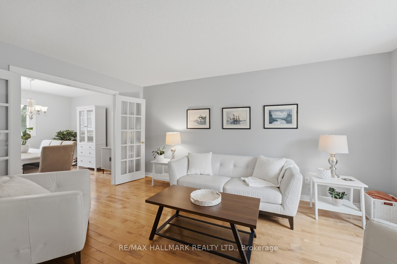 Photo 9 of 2494 Headon Forest Drive, Burlington, Headon — HOMEH