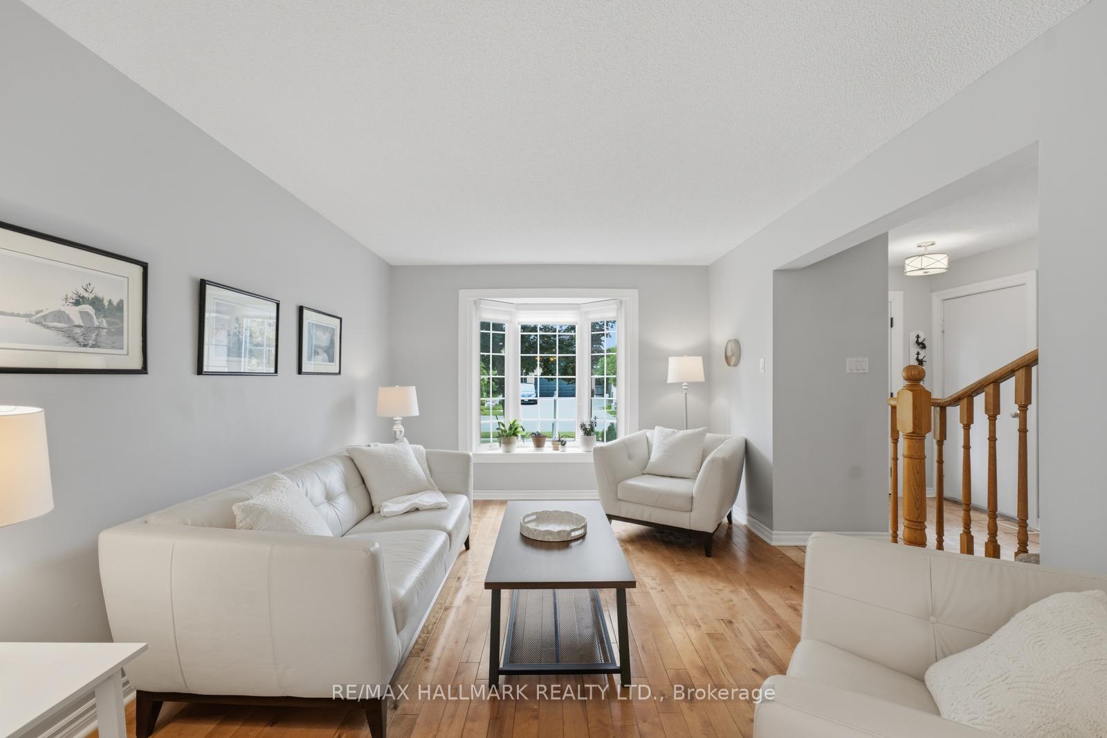 Photo 10 of 2494 Headon Forest Drive, Burlington, Headon — HOMEH