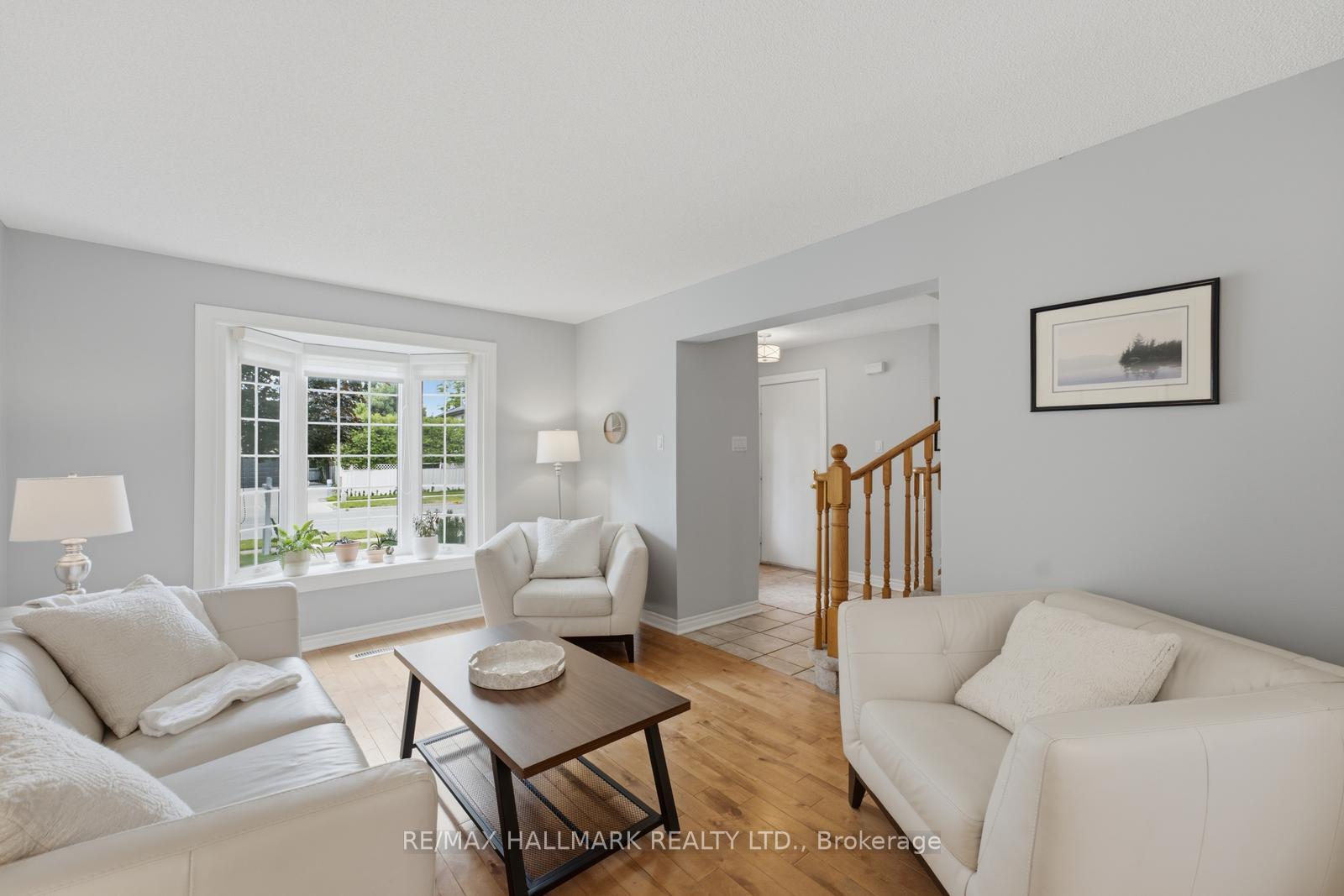 Photo 11 of 2494 Headon Forest Drive, Burlington, Headon — HOMEH