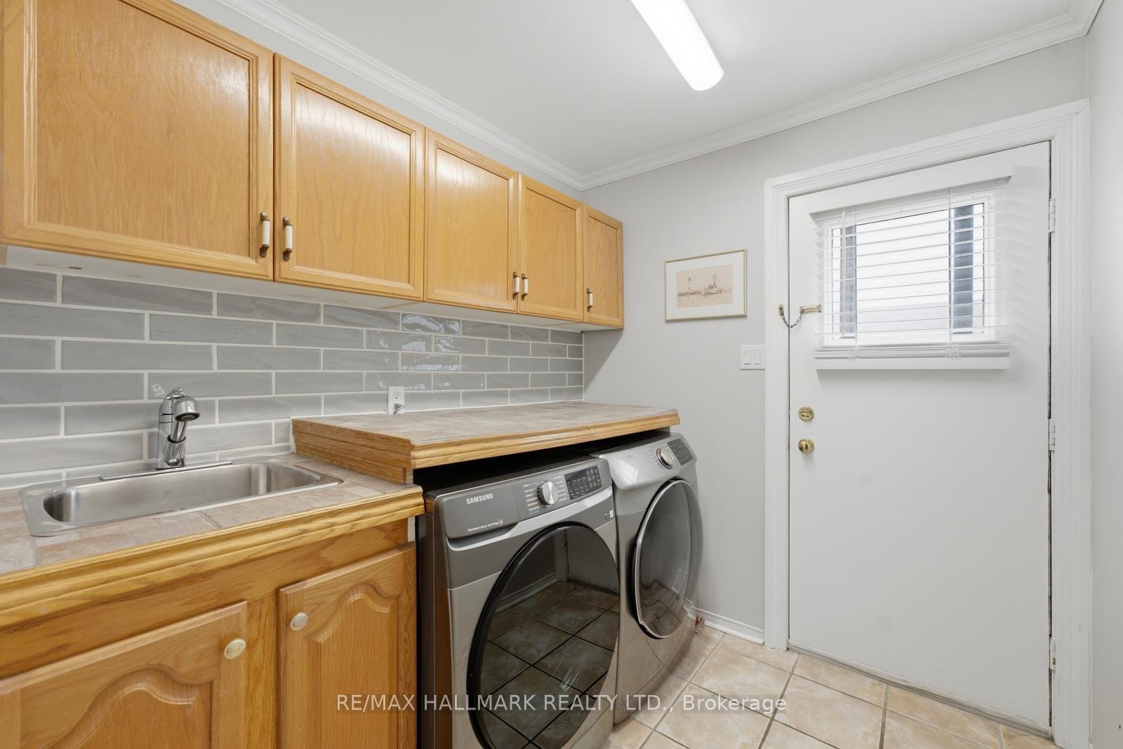 Photo 24 of 2494 Headon Forest Drive, Burlington, Headon — HOMEH