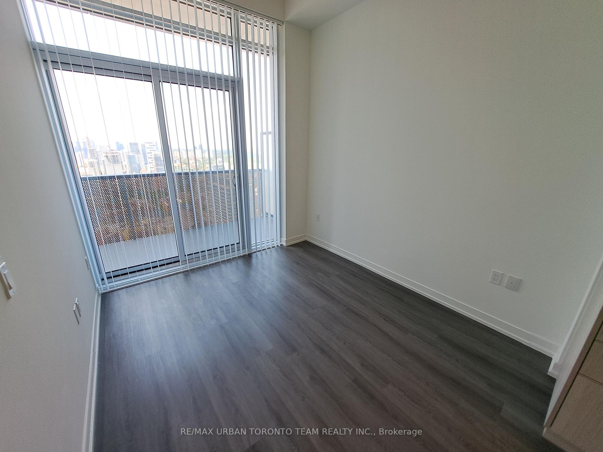 Photo 5 of Unit 4902, 138 Downes Street, Toronto, Waterfront Communities — HOMEH