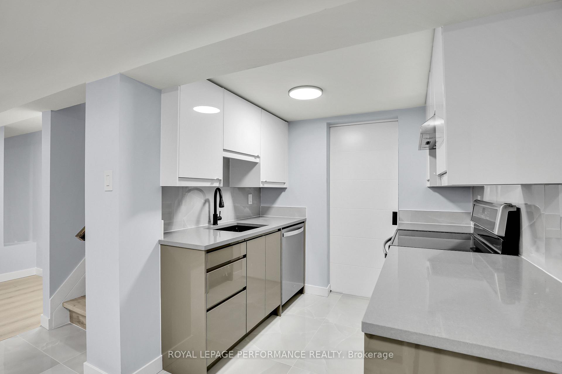 Photo 4 of Unit Unit B ( basement), 934 Smyth Road, Ottawa, Elmvale Acres/Urbandale — HOMEH