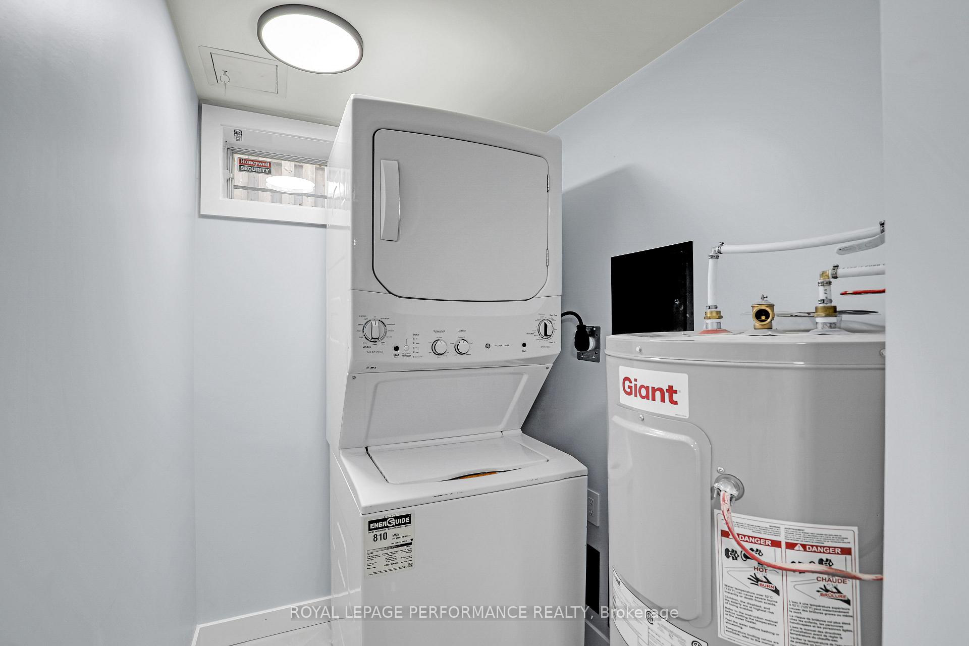 Photo 5 of Unit Unit B ( basement), 934 Smyth Road, Ottawa, Elmvale Acres/Urbandale — HOMEH