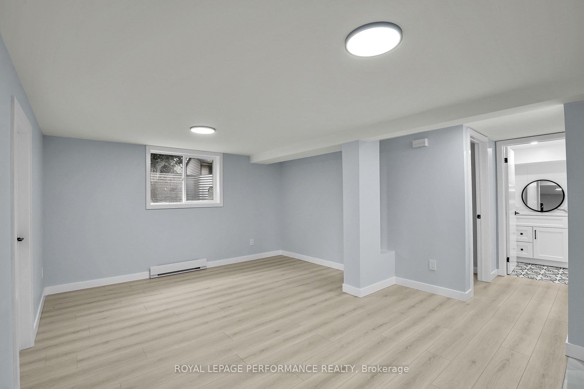 Photo 8 of Unit Unit B ( basement), 934 Smyth Road, Ottawa, Elmvale Acres/Urbandale — HOMEH