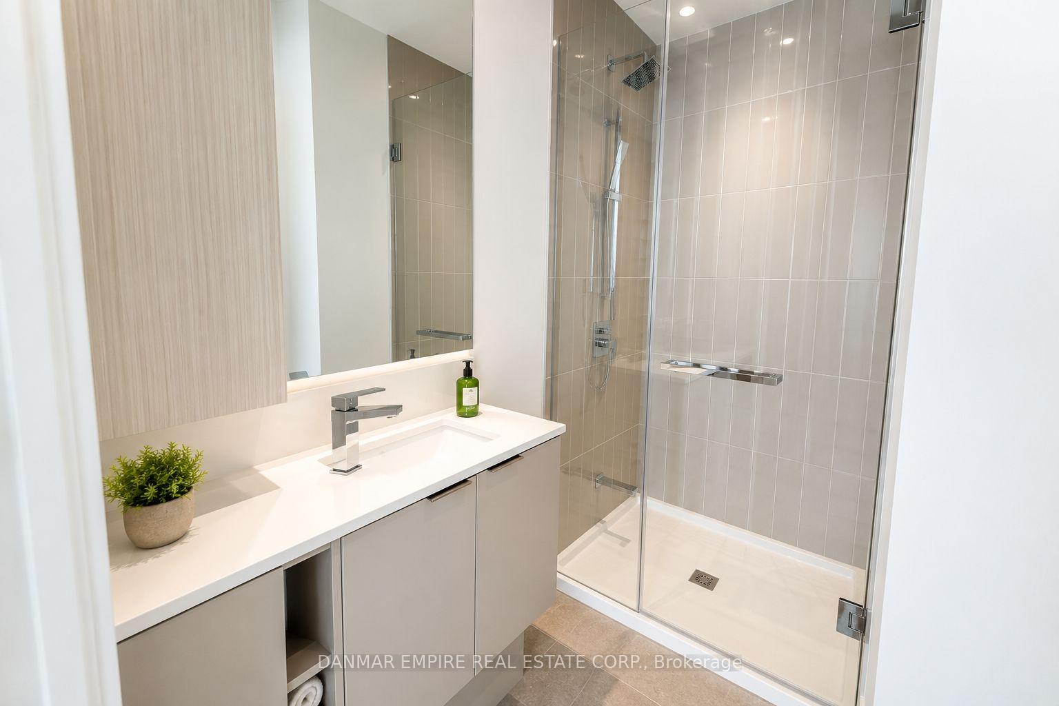 Photo 3 of Unit 1205, 3900 Confederation Parkway, Mississauga, City Centre — HOMEH