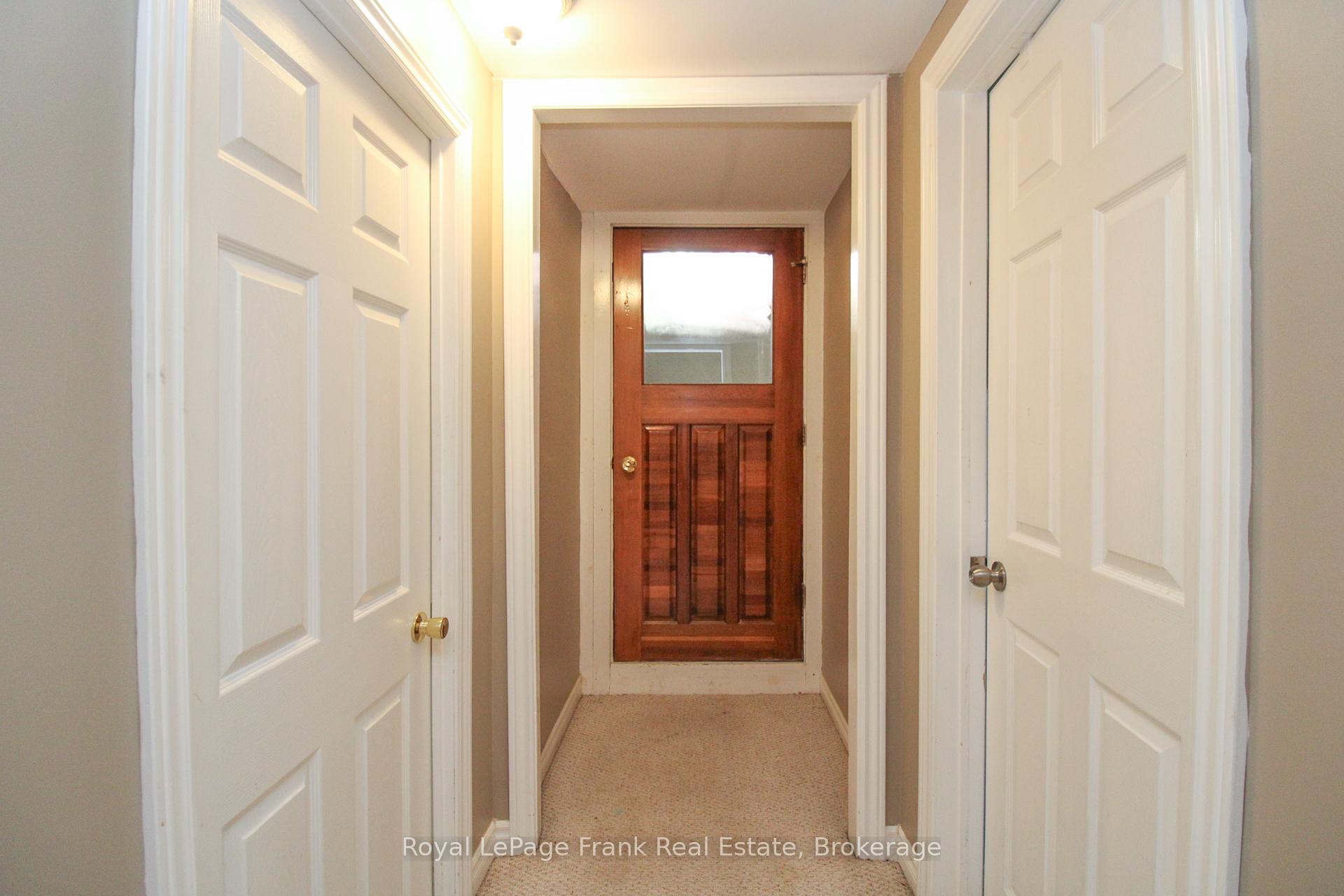 Photo 27 of 938 Parkhill Road W, Peterborough, Monaghan Ward 2 — HOMEH