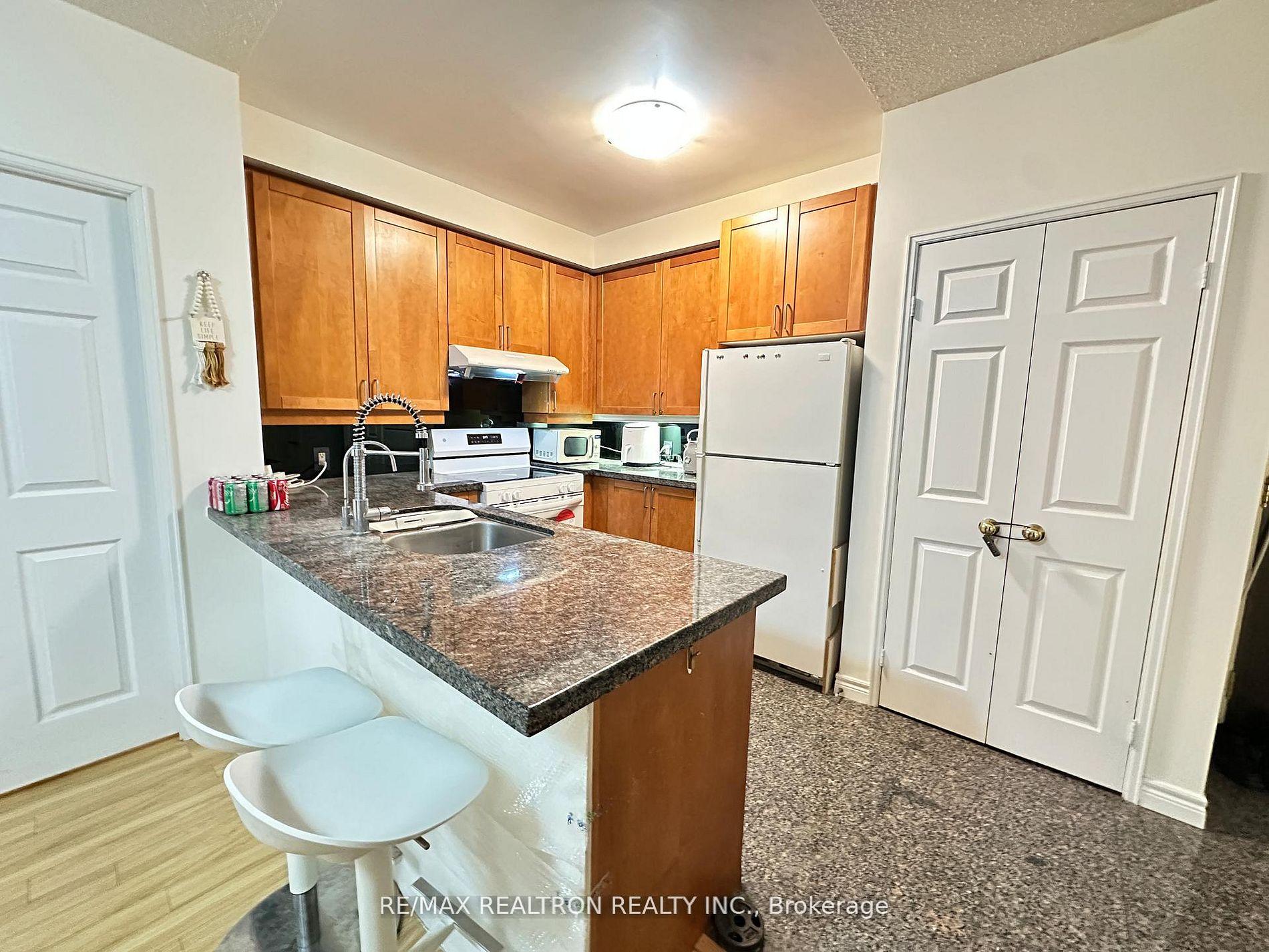 Photo 3 of Unit 1909, 55 Bloor Street E, Toronto, Church-Yonge Corridor — HOMEH