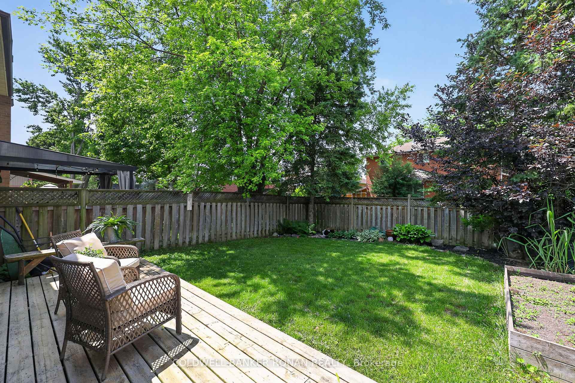 Photo 34 of 92 Daniele Avenue N, New Tecumseth, Beeton — HOMEH