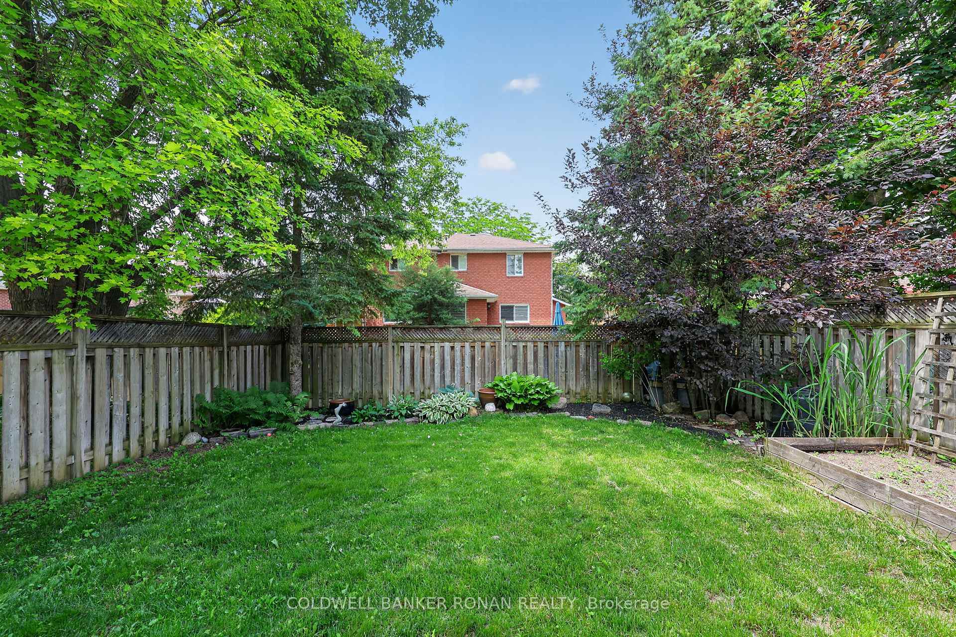 Photo 36 of 92 Daniele Avenue N, New Tecumseth, Beeton — HOMEH