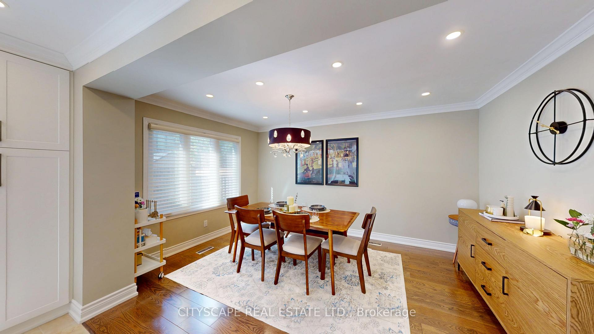 Photo 12 of 17 Badessa Circle, Vaughan, Brownridge — HOMEH
