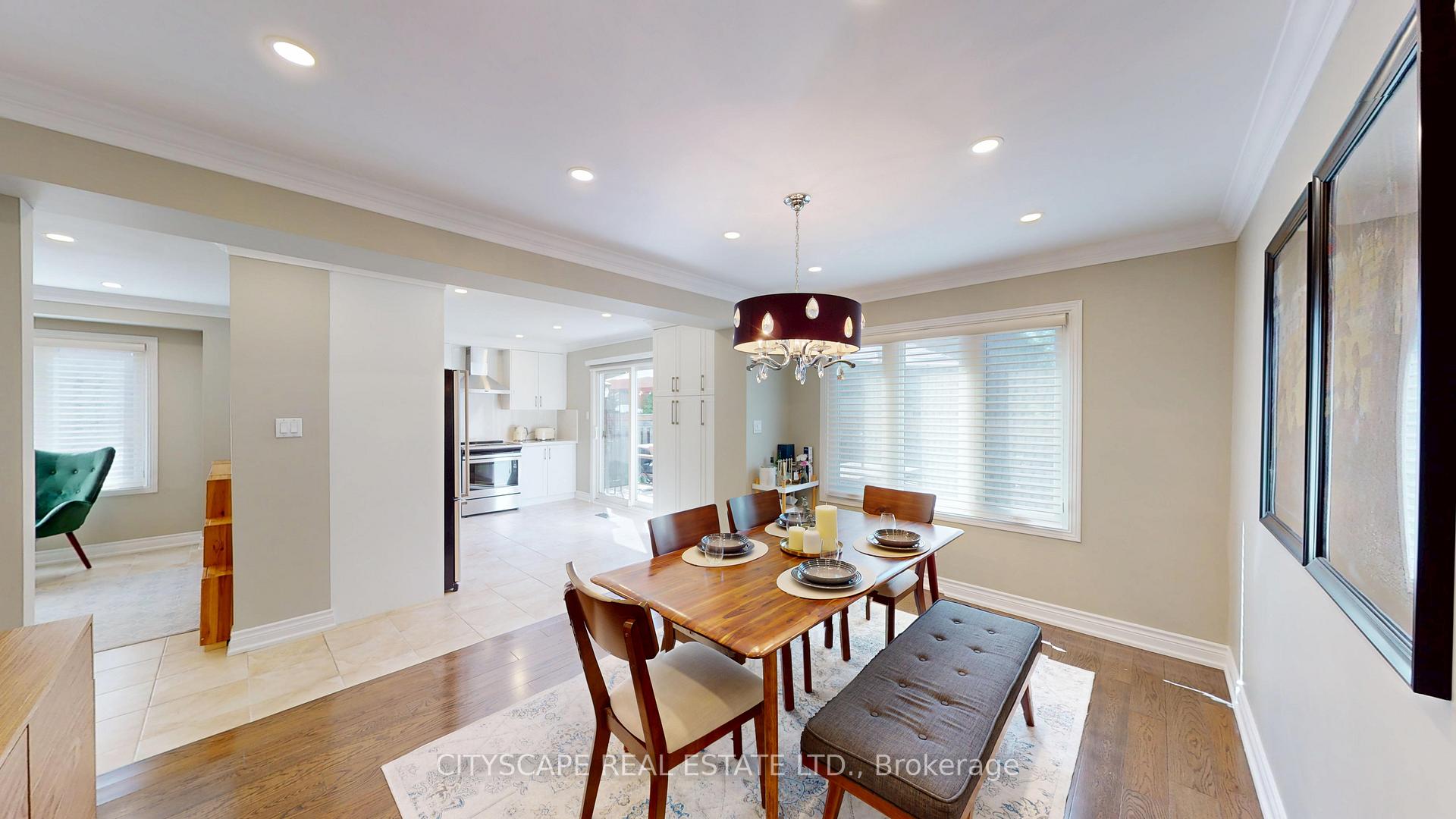 Photo 13 of 17 Badessa Circle, Vaughan, Brownridge — HOMEH