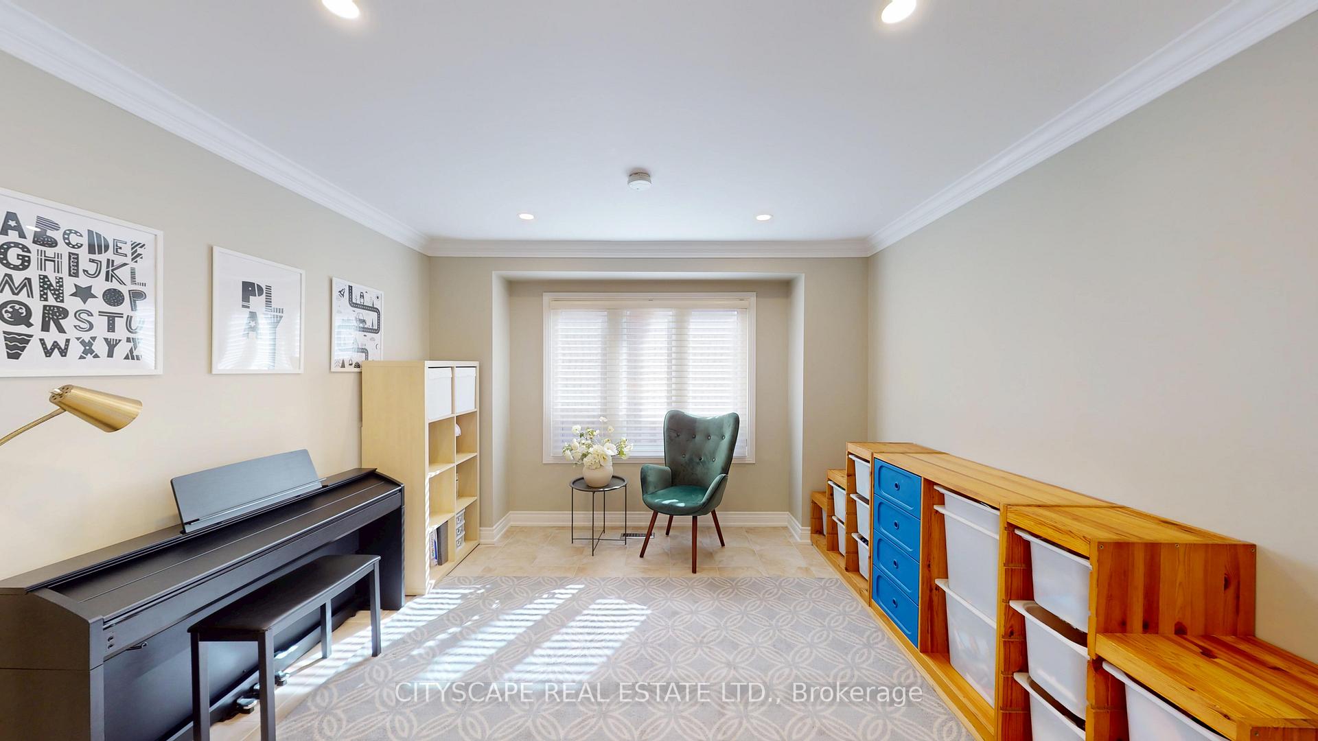 Photo 16 of 17 Badessa Circle, Vaughan, Brownridge — HOMEH