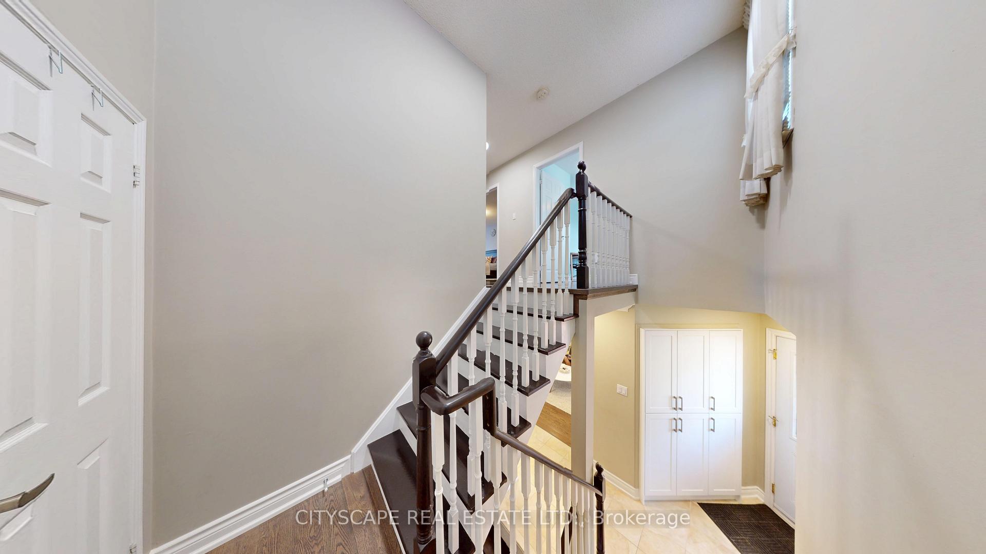 Photo 17 of 17 Badessa Circle, Vaughan, Brownridge — HOMEH