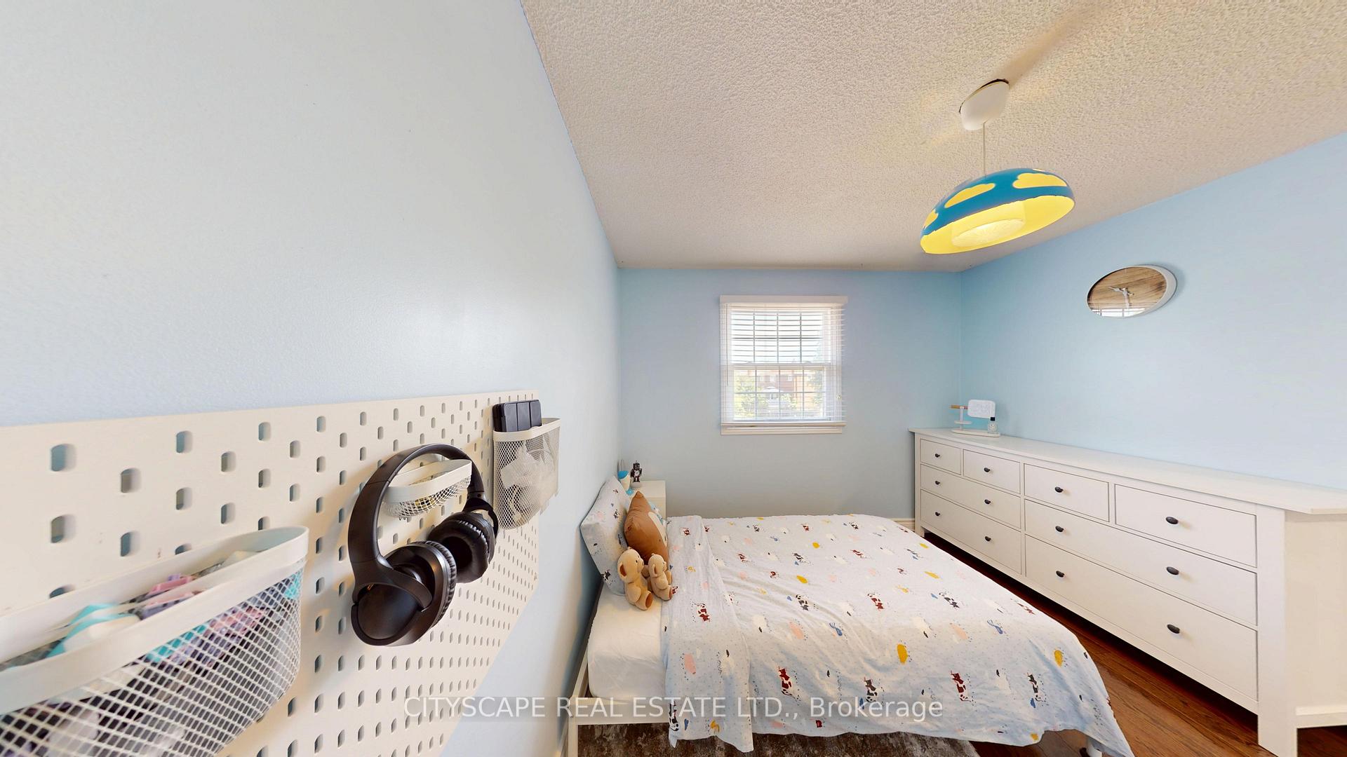 Photo 23 of 17 Badessa Circle, Vaughan, Brownridge — HOMEH