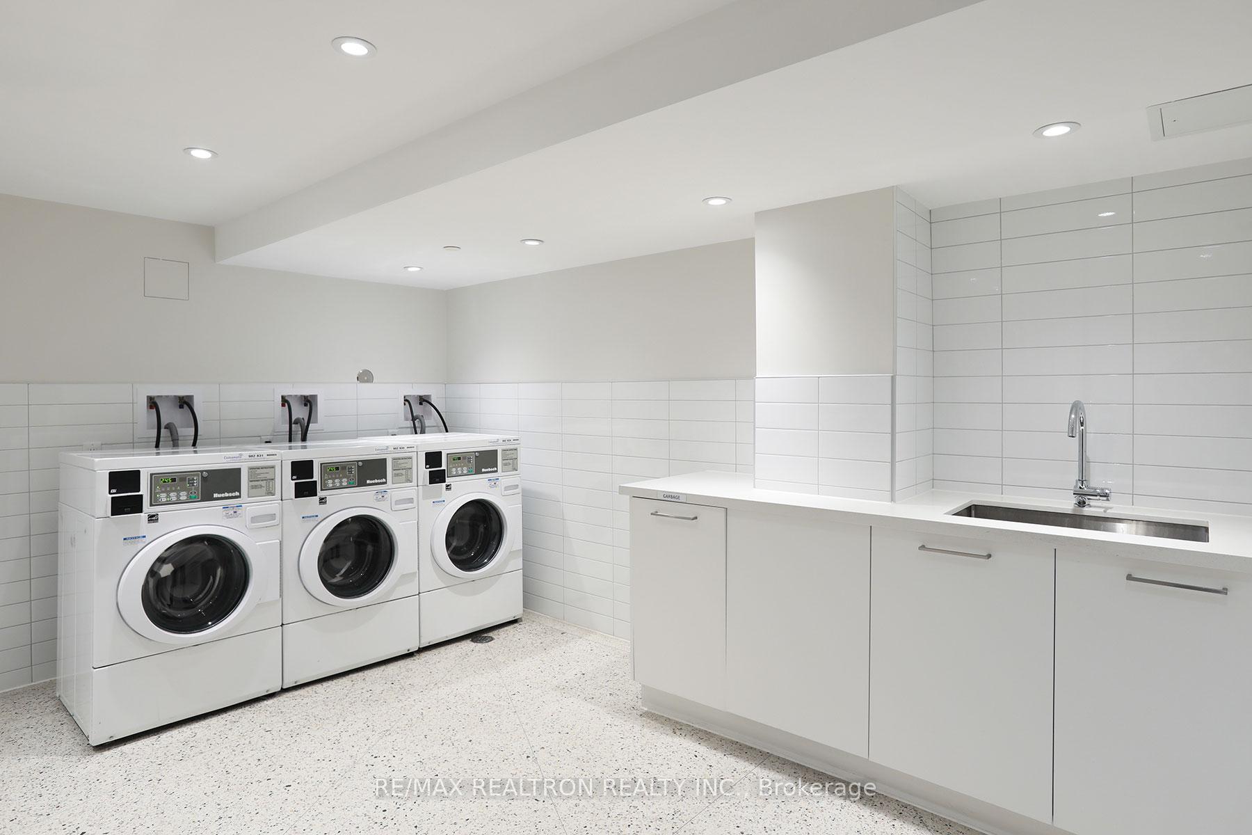 Photo 20 of Unit 903, 485 Huron Street, Toronto, The Annex — HOMEH
