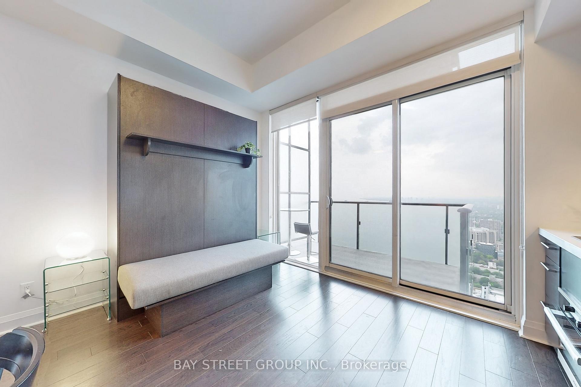 Photo 2 of Unit Ph5, 1080 Bay Street, Toronto, Bay Street Corridor — HOMEH