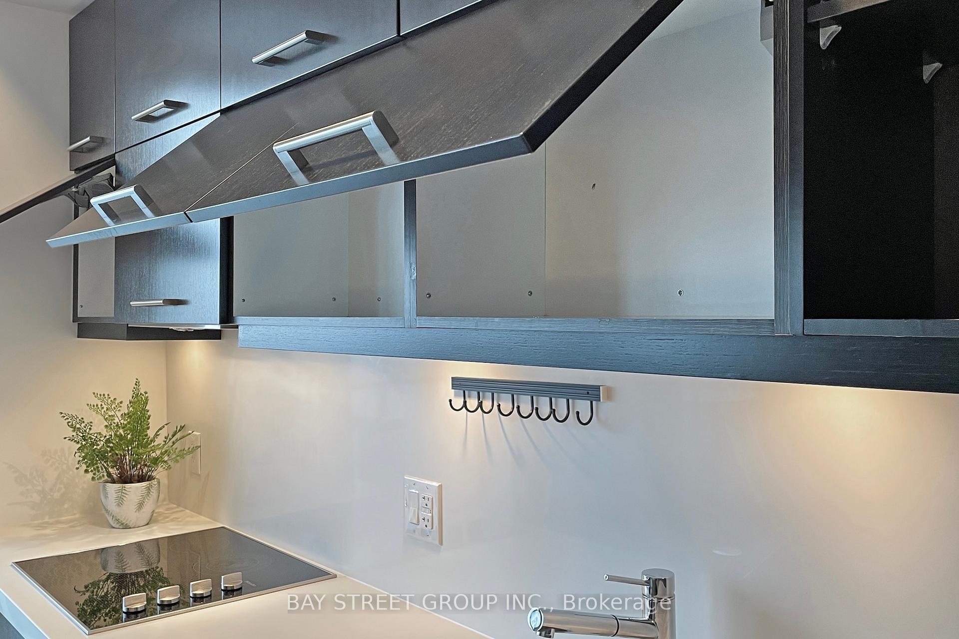 Photo 5 of Unit Ph5, 1080 Bay Street, Toronto, Bay Street Corridor — HOMEH
