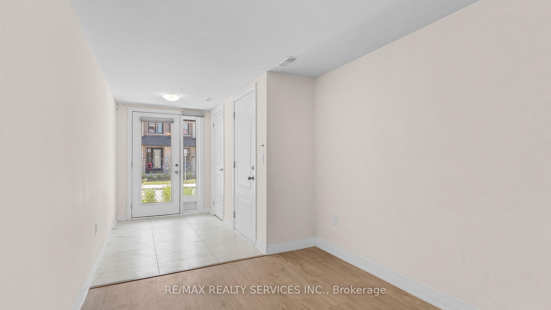 Photo 3 of Unit 804, 585 Colborne Street E, Brantford, East Ward — HOMEH
