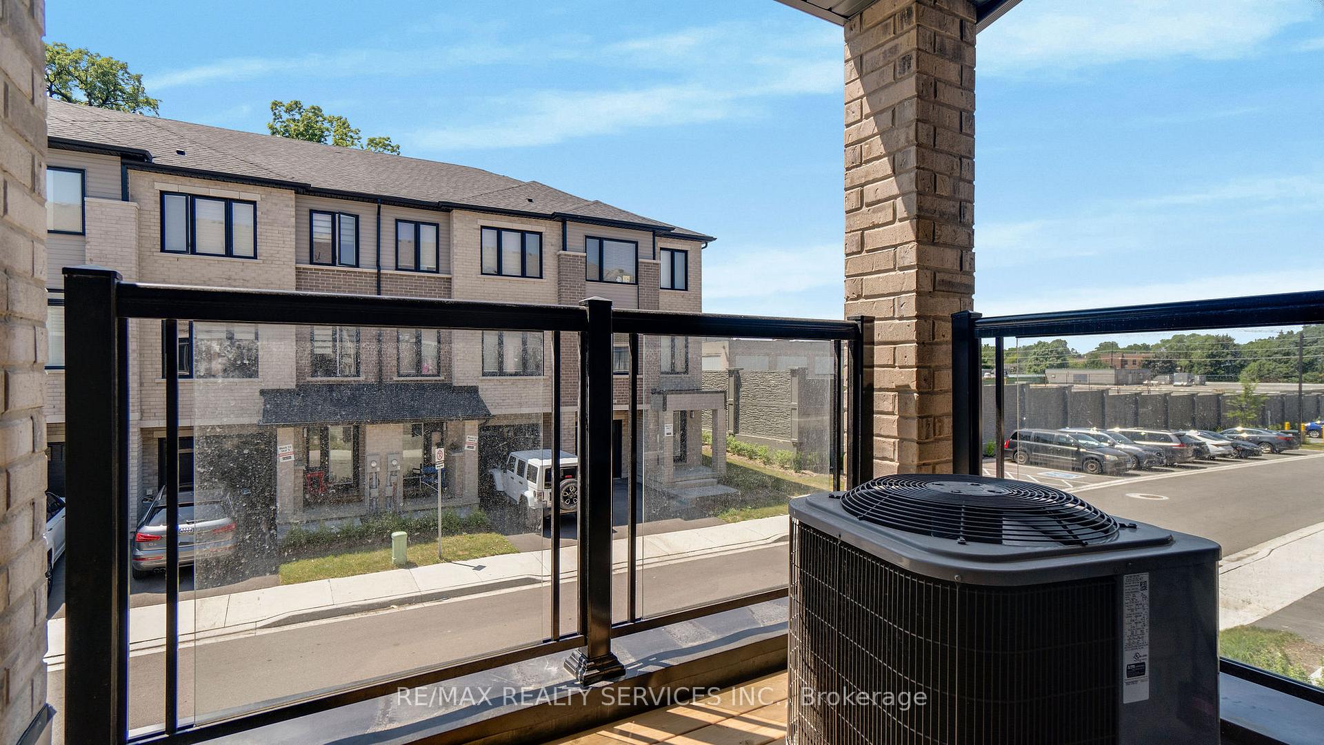 Photo 24 of Unit 804, 585 Colborne Street E, Brantford, East Ward — HOMEH