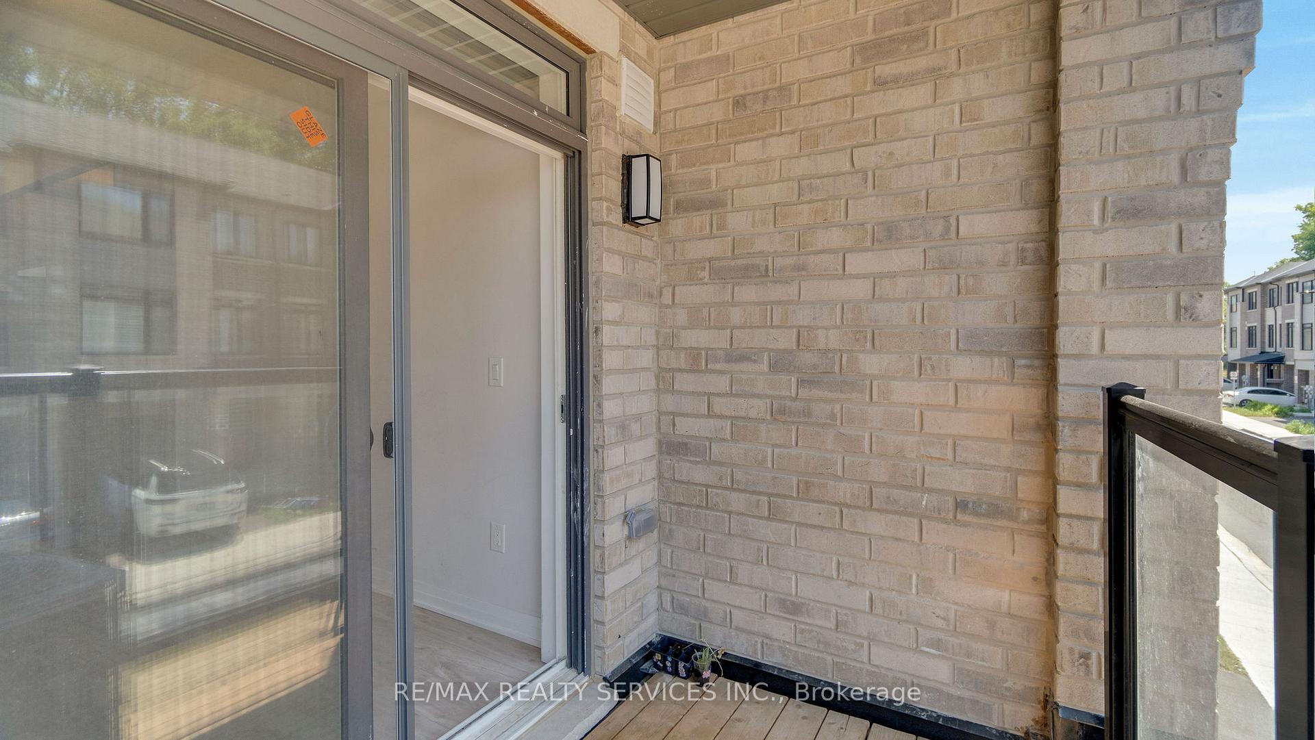 Photo 25 of Unit 804, 585 Colborne Street E, Brantford, East Ward — HOMEH