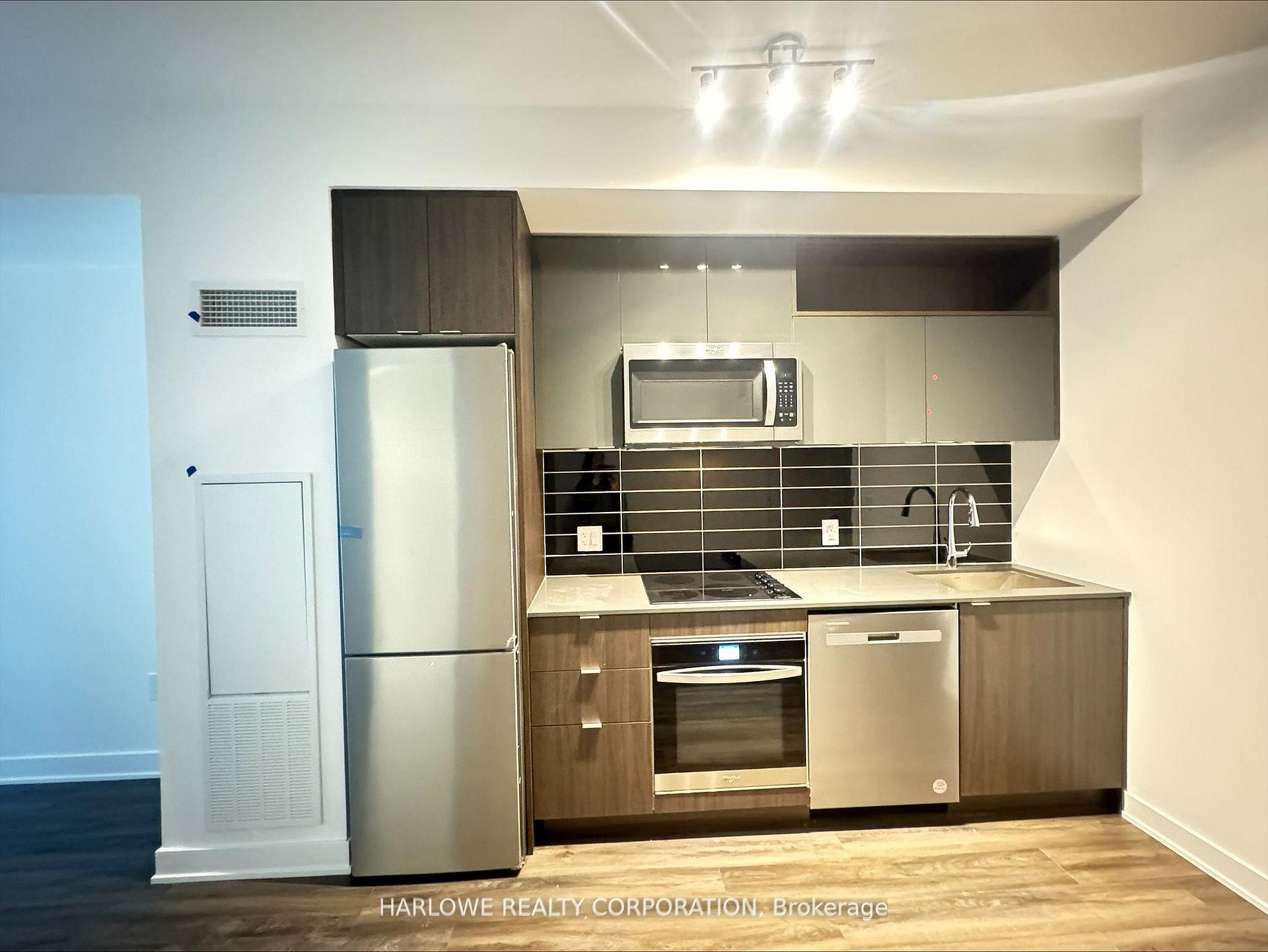 Photo 2 of Unit 1232 E, 70 Princess Street E, Toronto, Waterfront Communities — HOMEH
