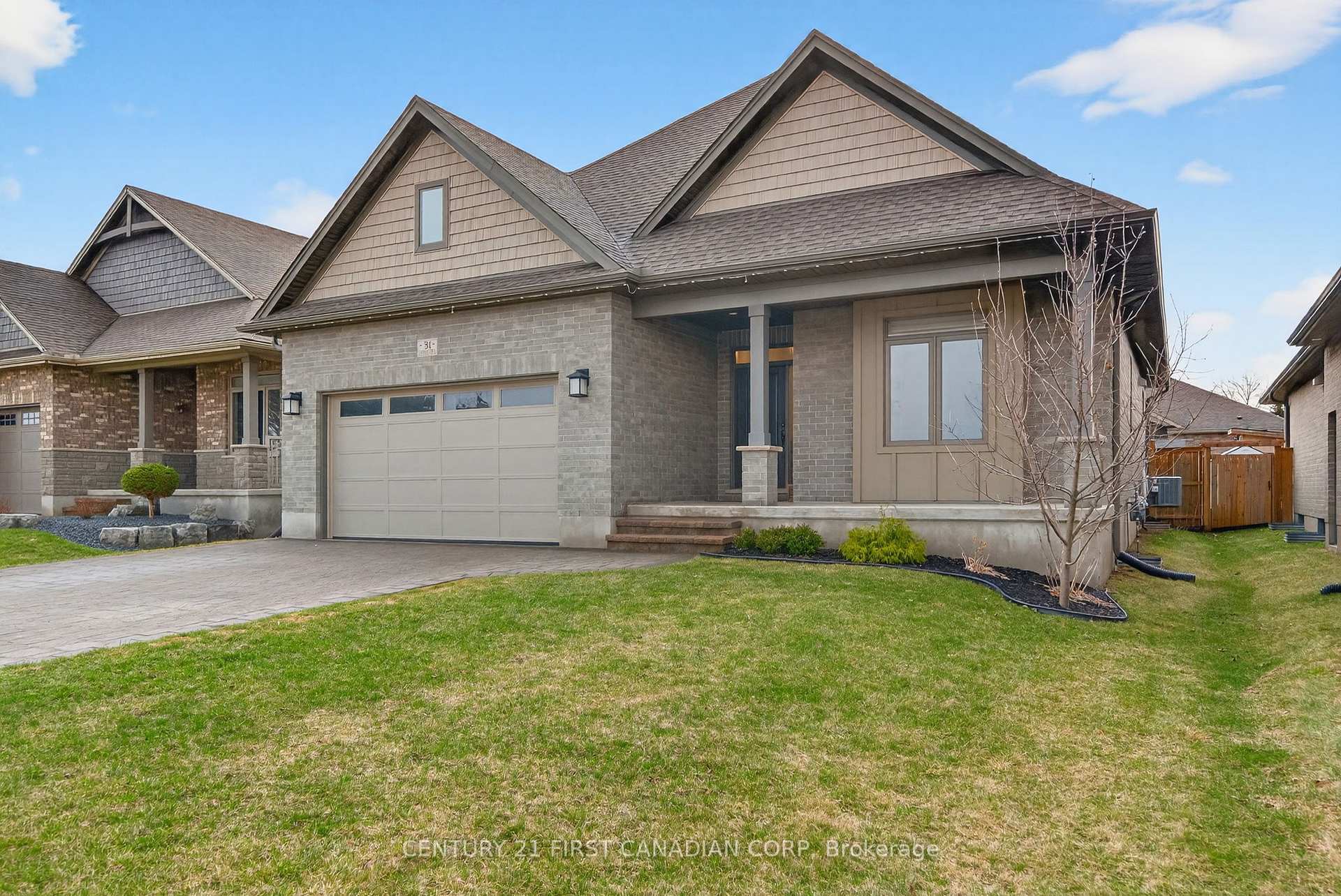 Photo 2 of 31 Lindsay Crescent, Strathroy-Caradoc, SE — HOMEH