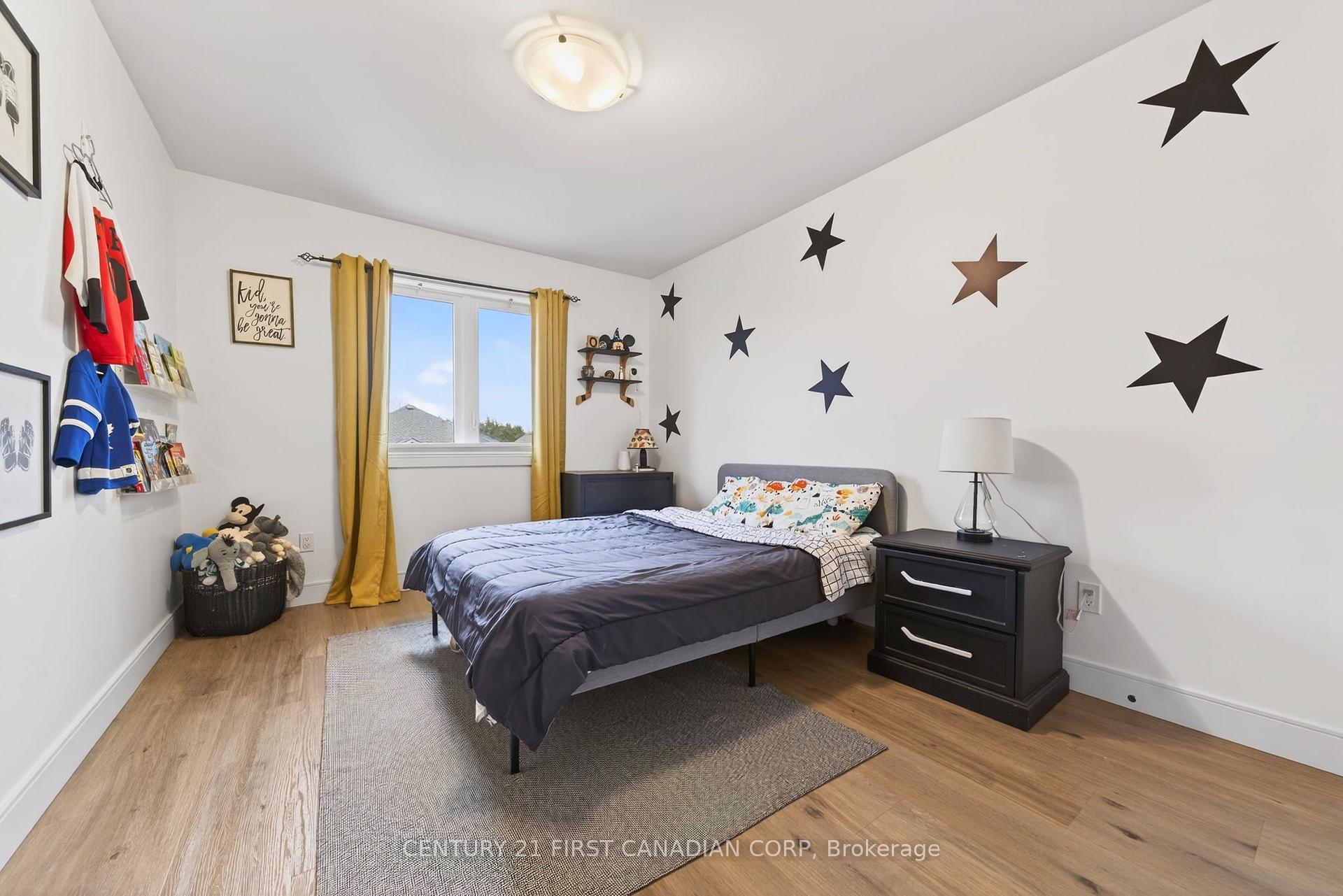 Photo 28 of 31 Lindsay Crescent, Strathroy-Caradoc, SE — HOMEH