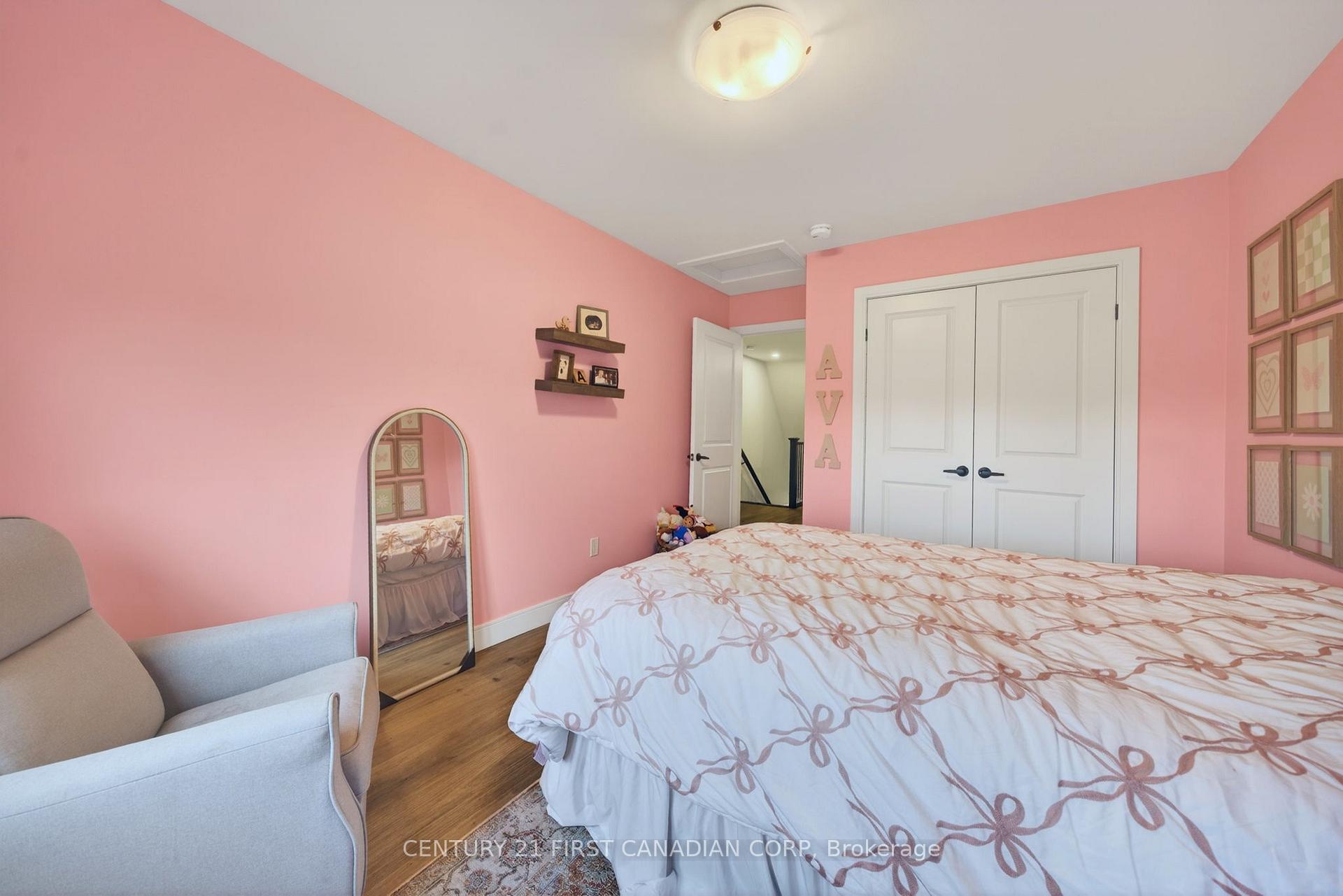 Photo 31 of 31 Lindsay Crescent, Strathroy-Caradoc, SE — HOMEH