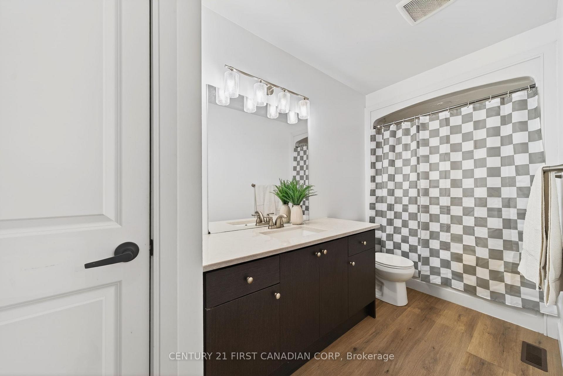Photo 32 of 31 Lindsay Crescent, Strathroy-Caradoc, SE — HOMEH