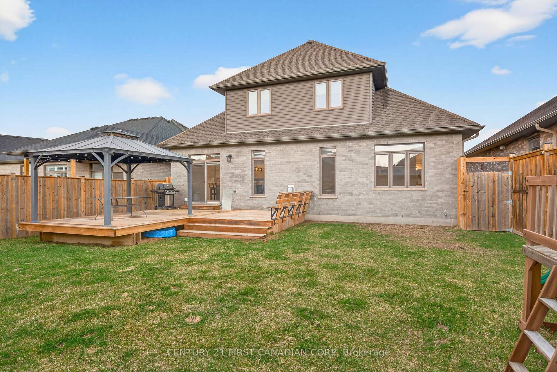 Photo 41 of 31 Lindsay Crescent, Strathroy-Caradoc, SE — HOMEH