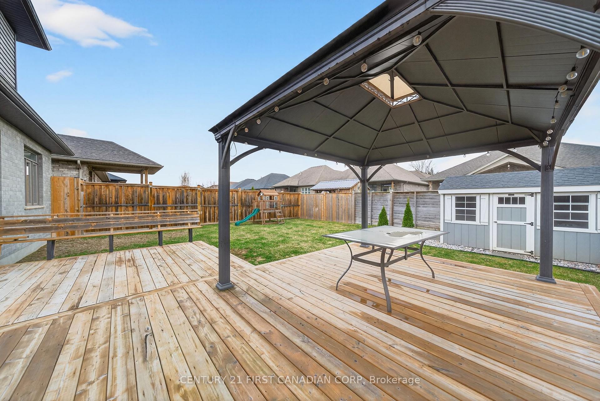 Photo 43 of 31 Lindsay Crescent, Strathroy-Caradoc, SE — HOMEH