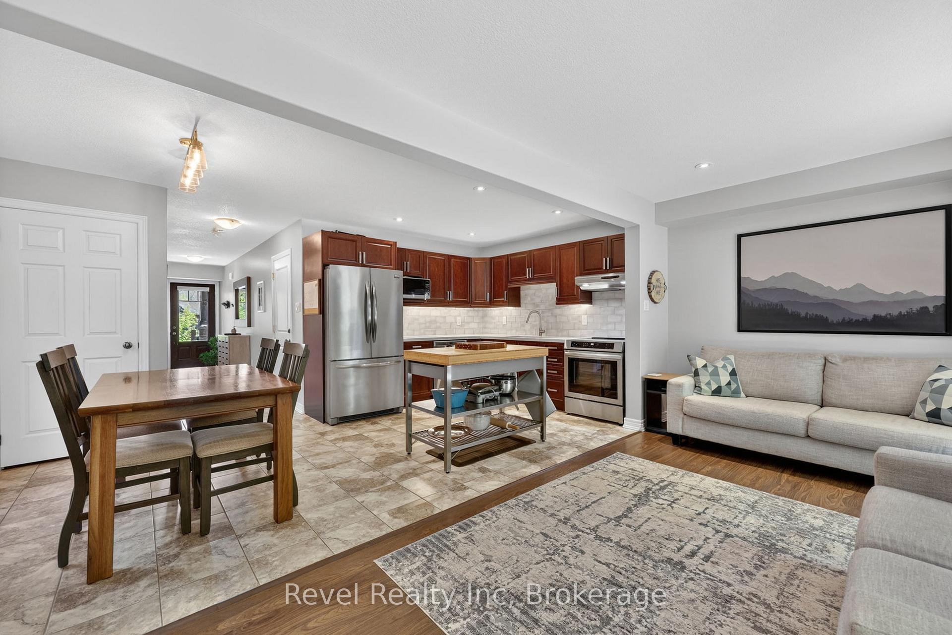 Photo 12 of 1038 Cook Drive, Midland — HOMEH