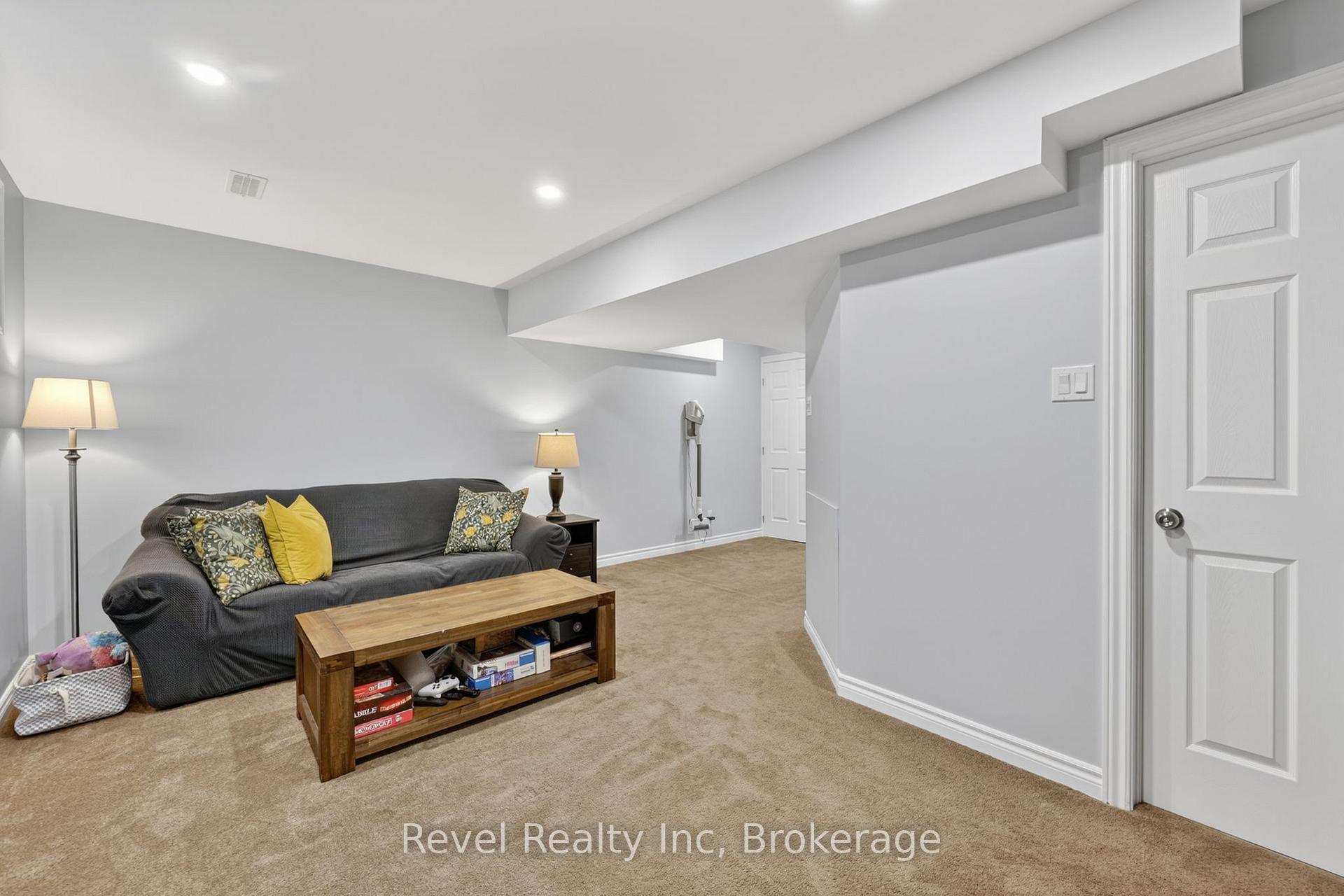 Photo 27 of 1038 Cook Drive, Midland — HOMEH