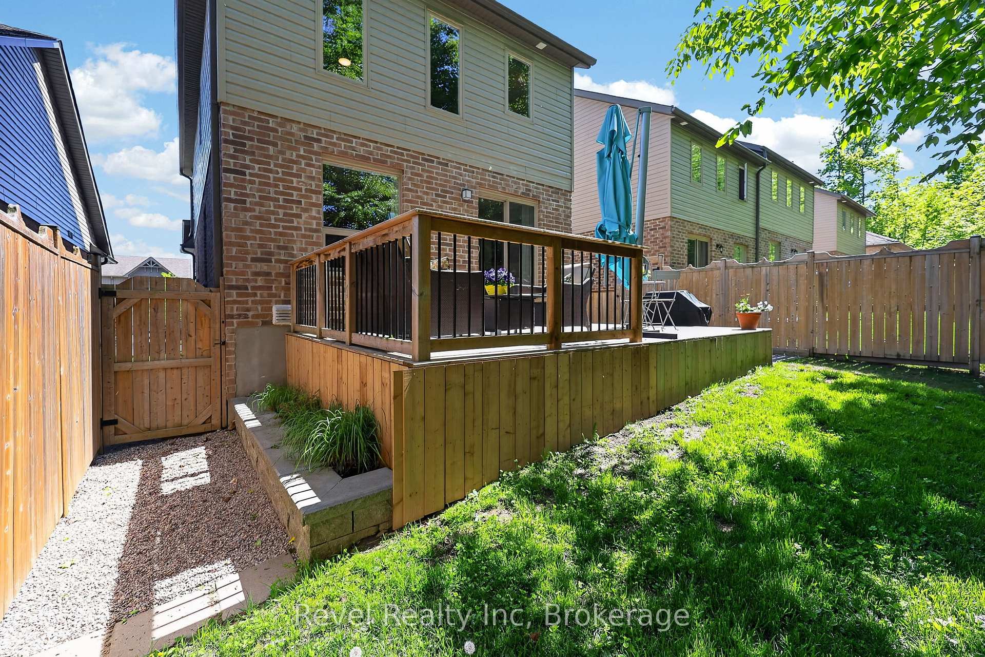 Photo 31 of 1038 Cook Drive, Midland — HOMEH