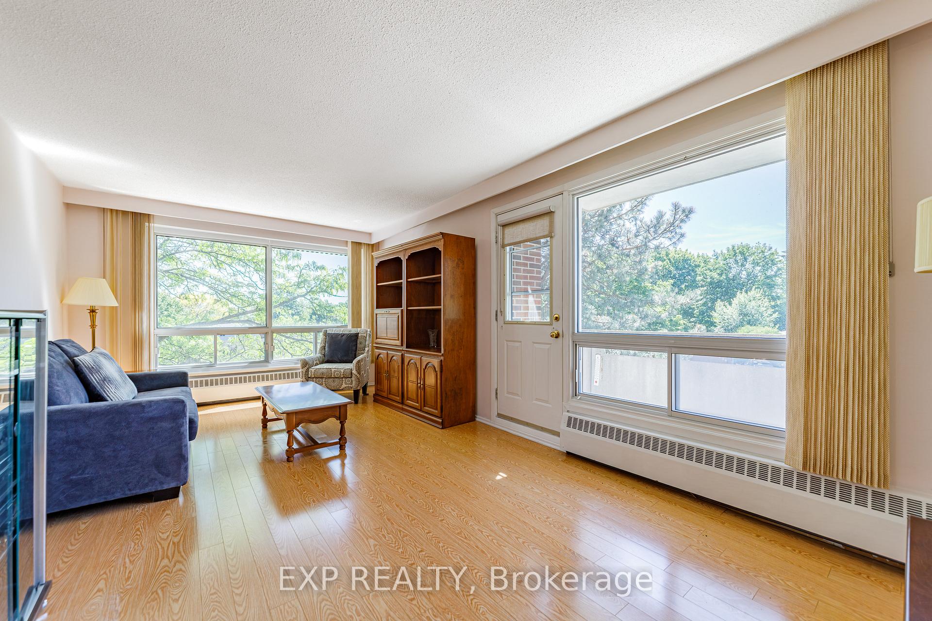 Photo 3 of Unit 203, 915 Elmsmere Road, Ottawa, Beacon Hill South — HOMEH