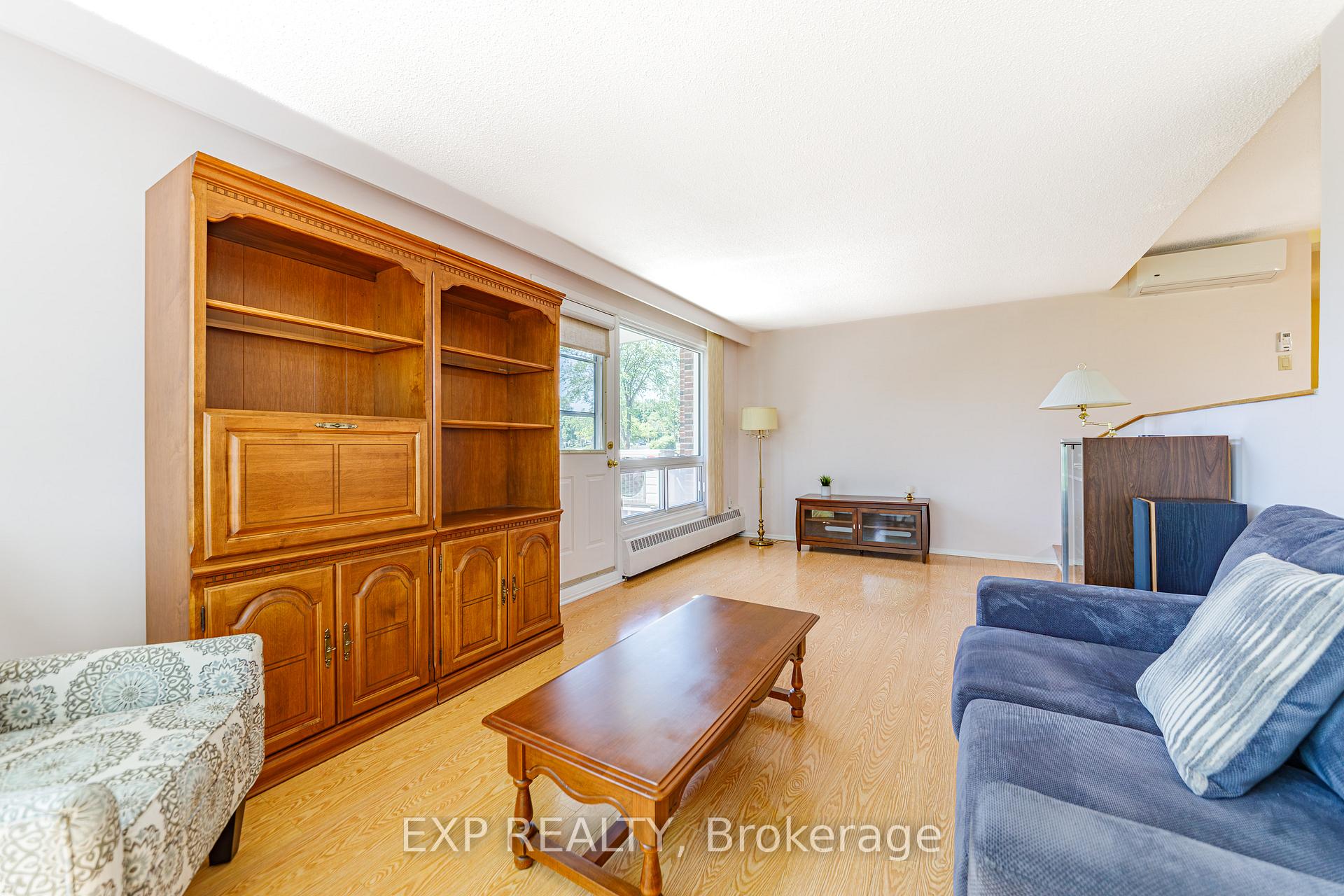 Photo 4 of Unit 203, 915 Elmsmere Road, Ottawa, Beacon Hill South — HOMEH