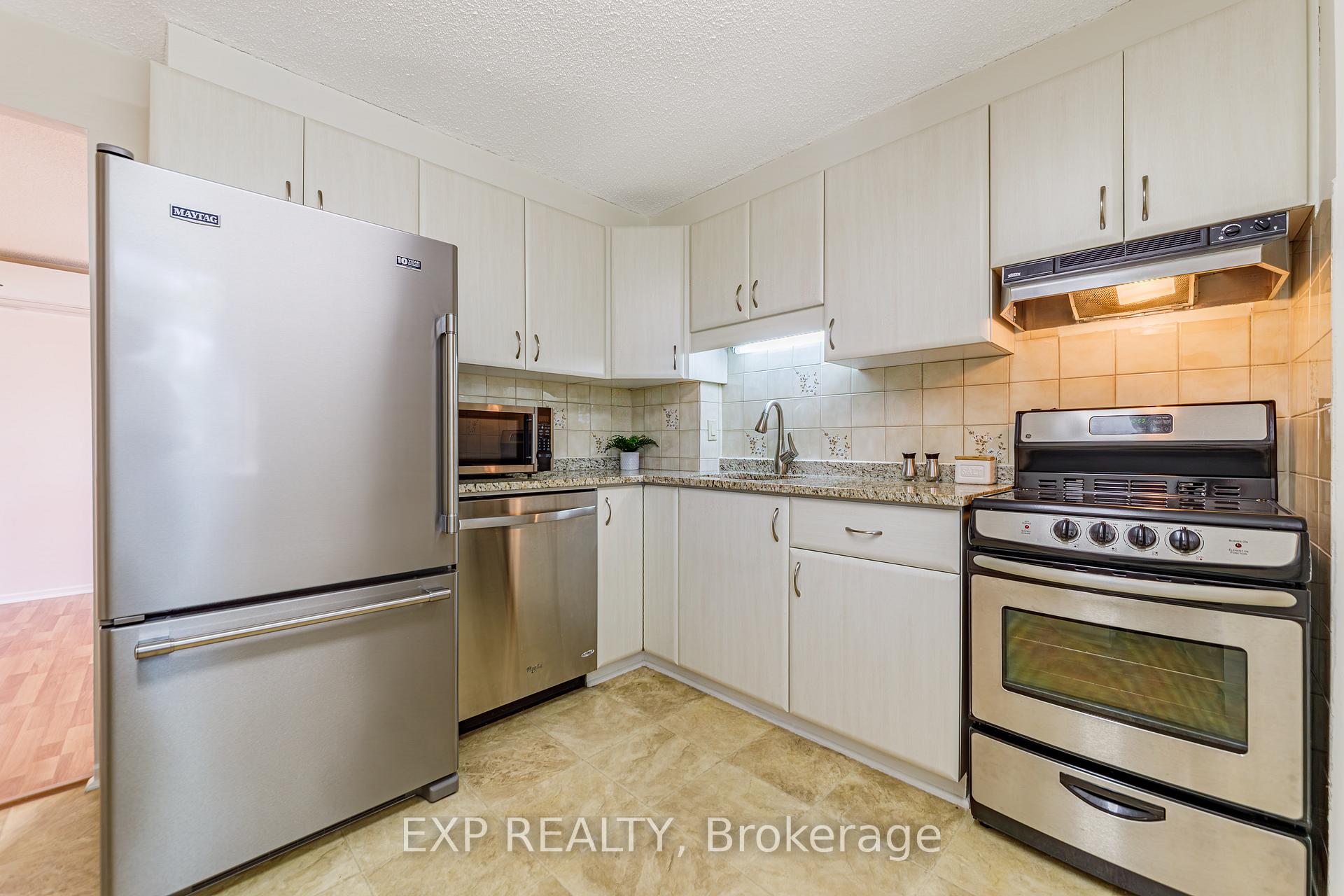 Photo 9 of Unit 203, 915 Elmsmere Road, Ottawa, Beacon Hill South — HOMEH