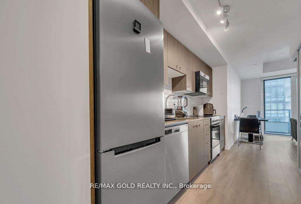Photo 68 of Unit 1405, 5 Wellington Street, Kitchener, Cherry Hill — HOMEH