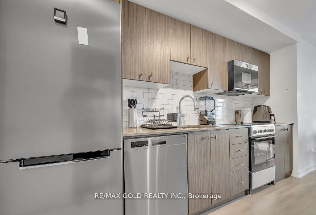 Photo 69 of Unit 1405, 5 Wellington Street, Kitchener, Cherry Hill — HOMEH